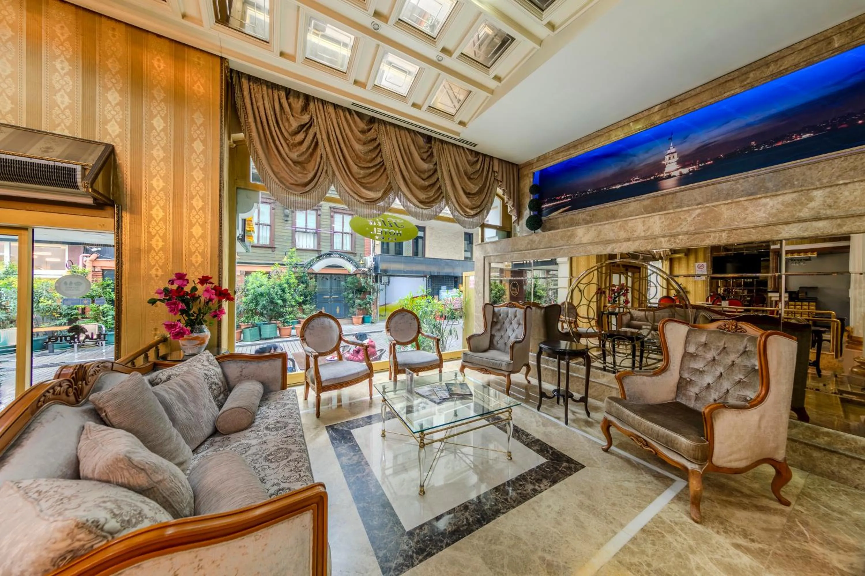 Lobby or reception in Tilia Hotel