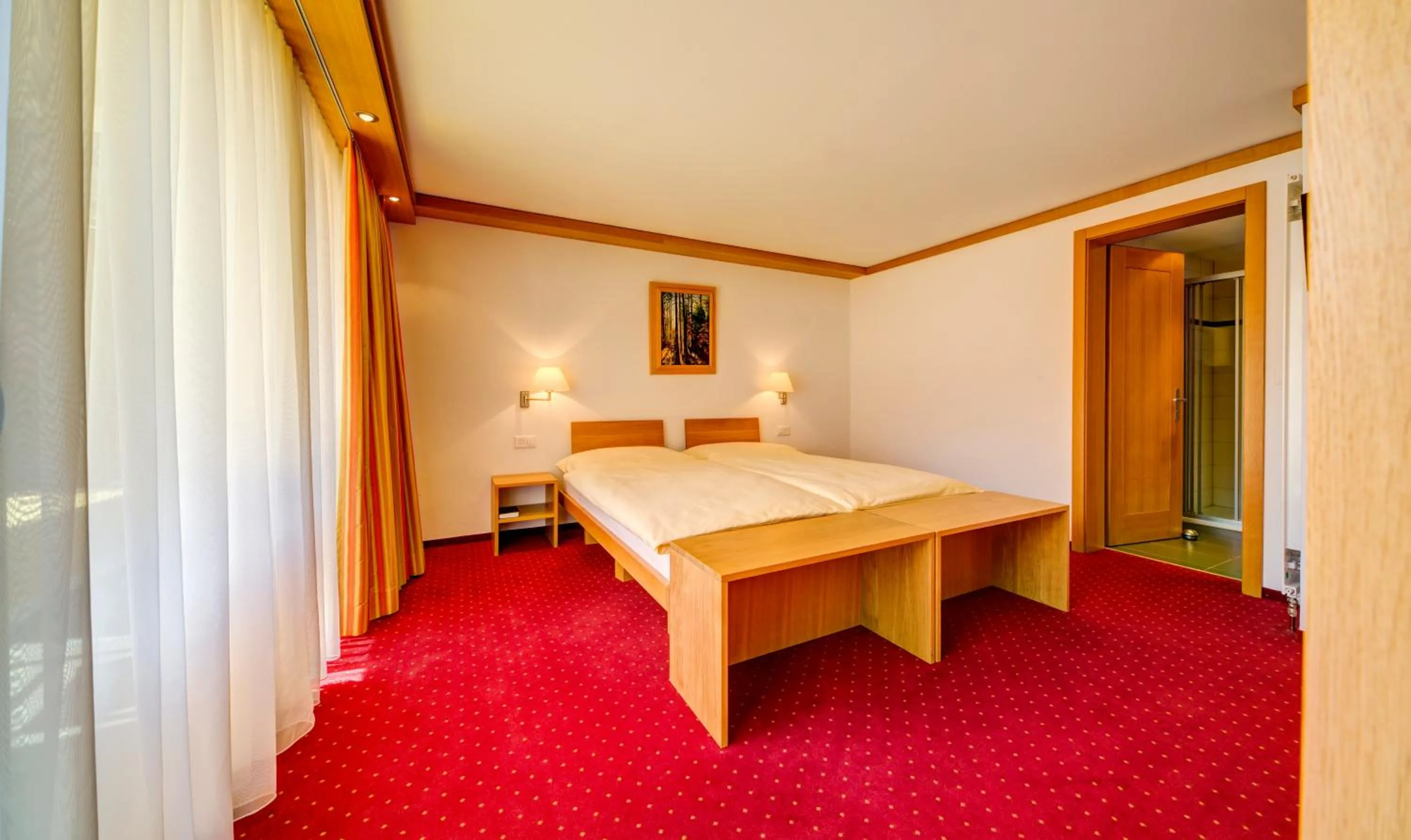 Mountain view, Bed in Hotel Excelsior