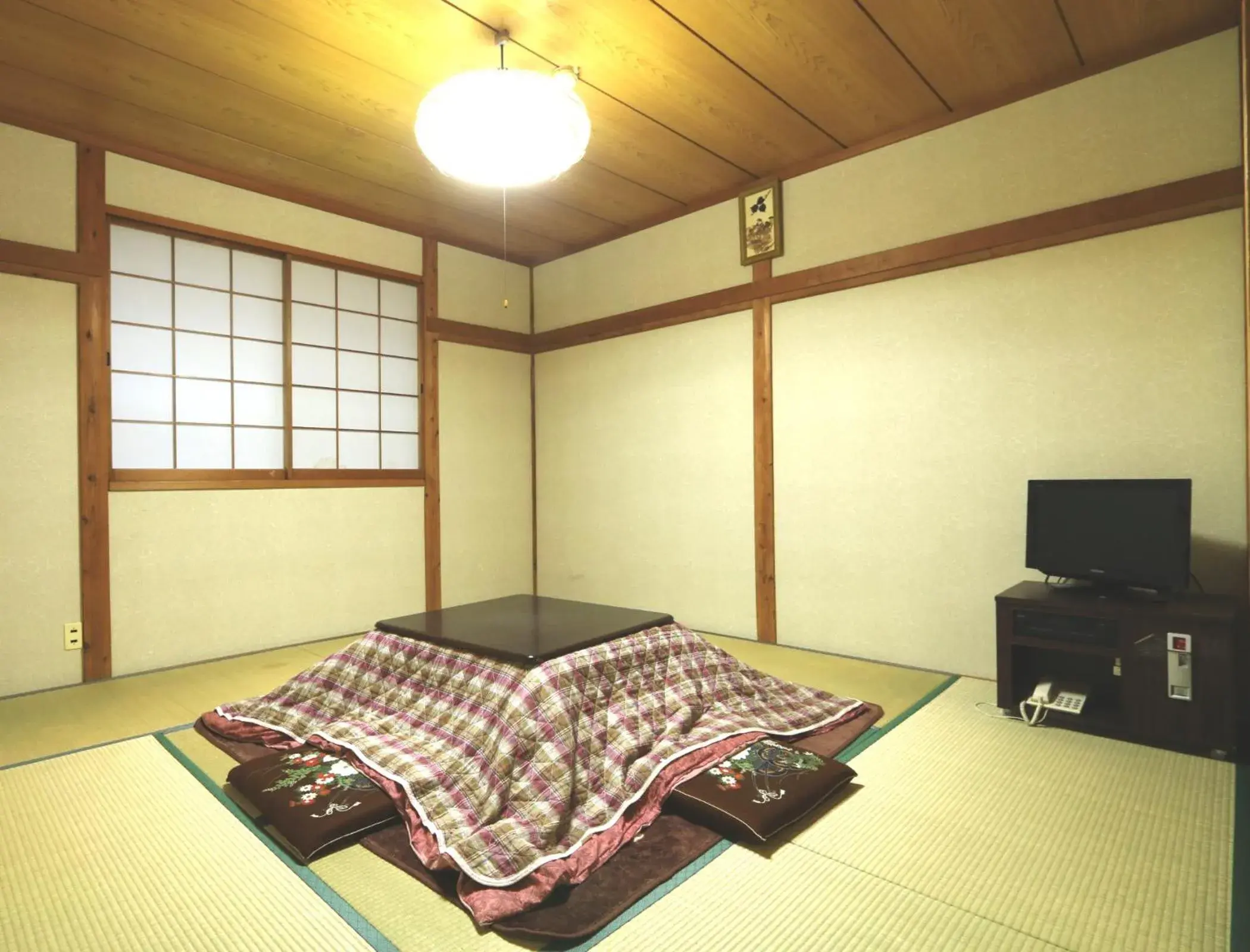 Quadruple Room with Shared Bathroom in Oze Shinkousou Quadruple Room with Shared Bathroom in Oze Shinkousou
