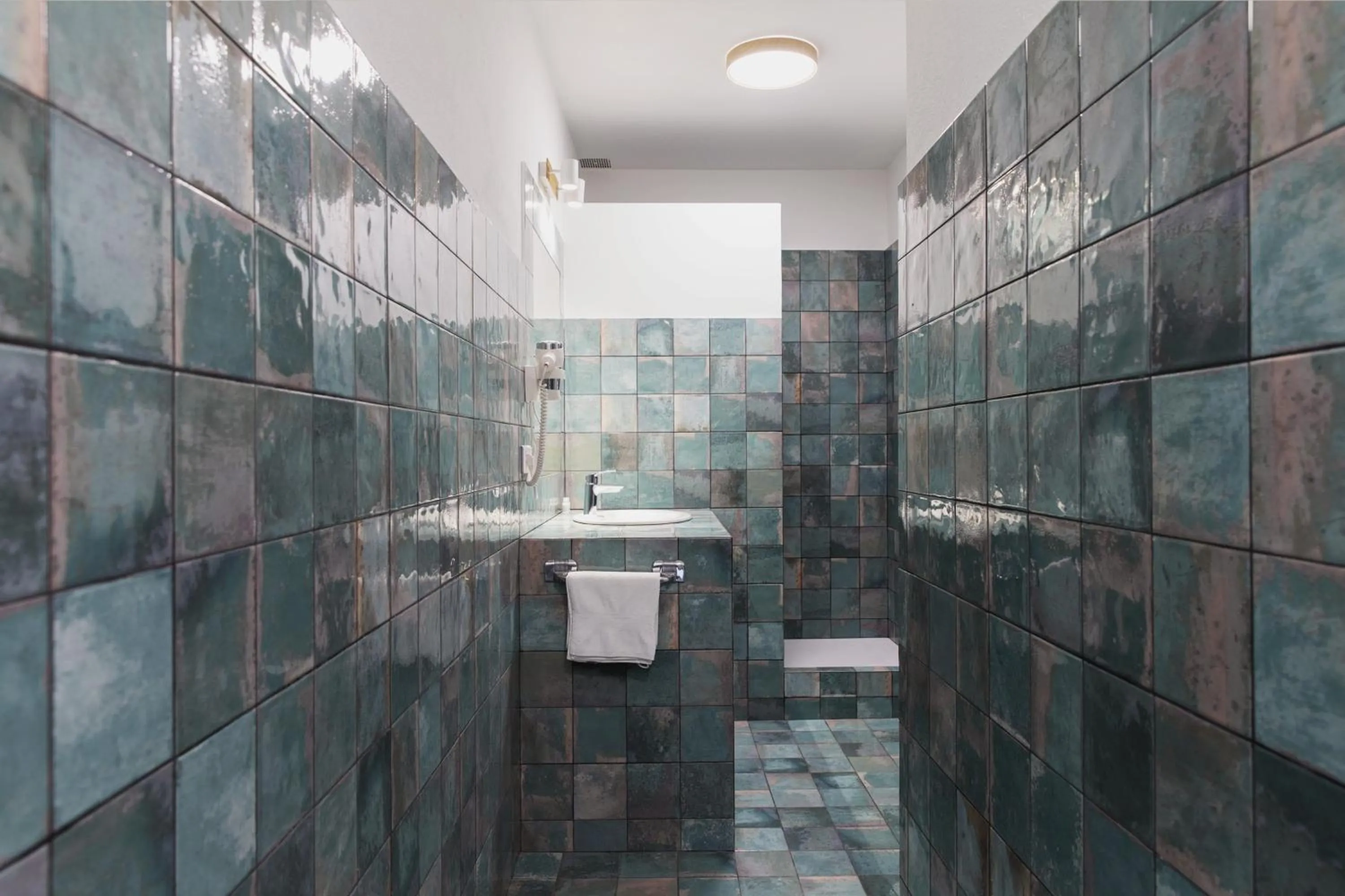 Bathroom in Coq Hotel