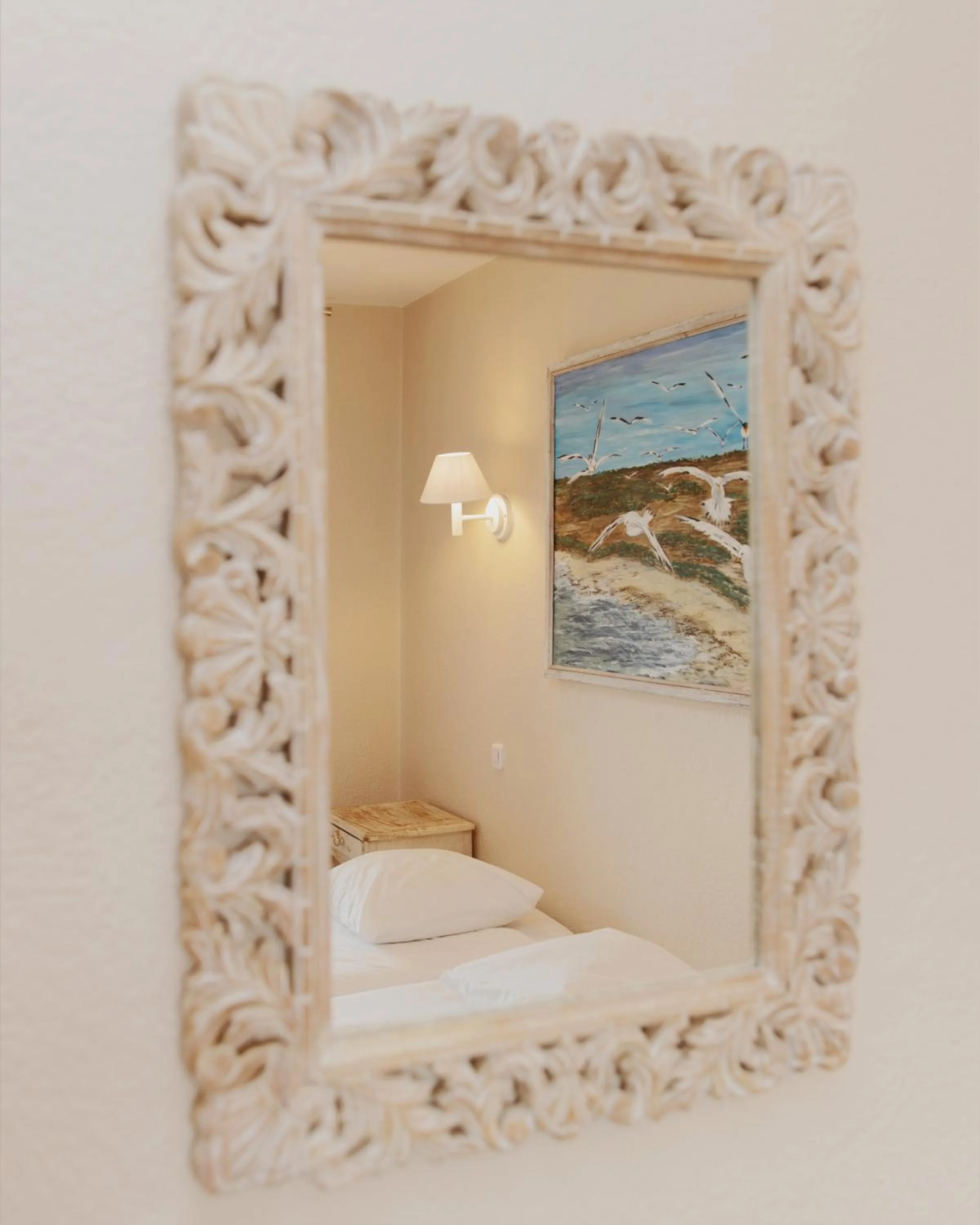 Photo of the whole room, Bed in Coq Hotel