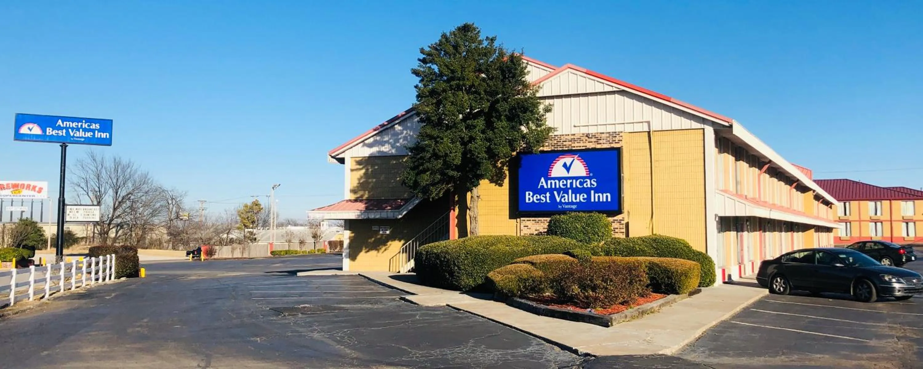 Property building in Americas Best Value Inn Tulsa I-44
