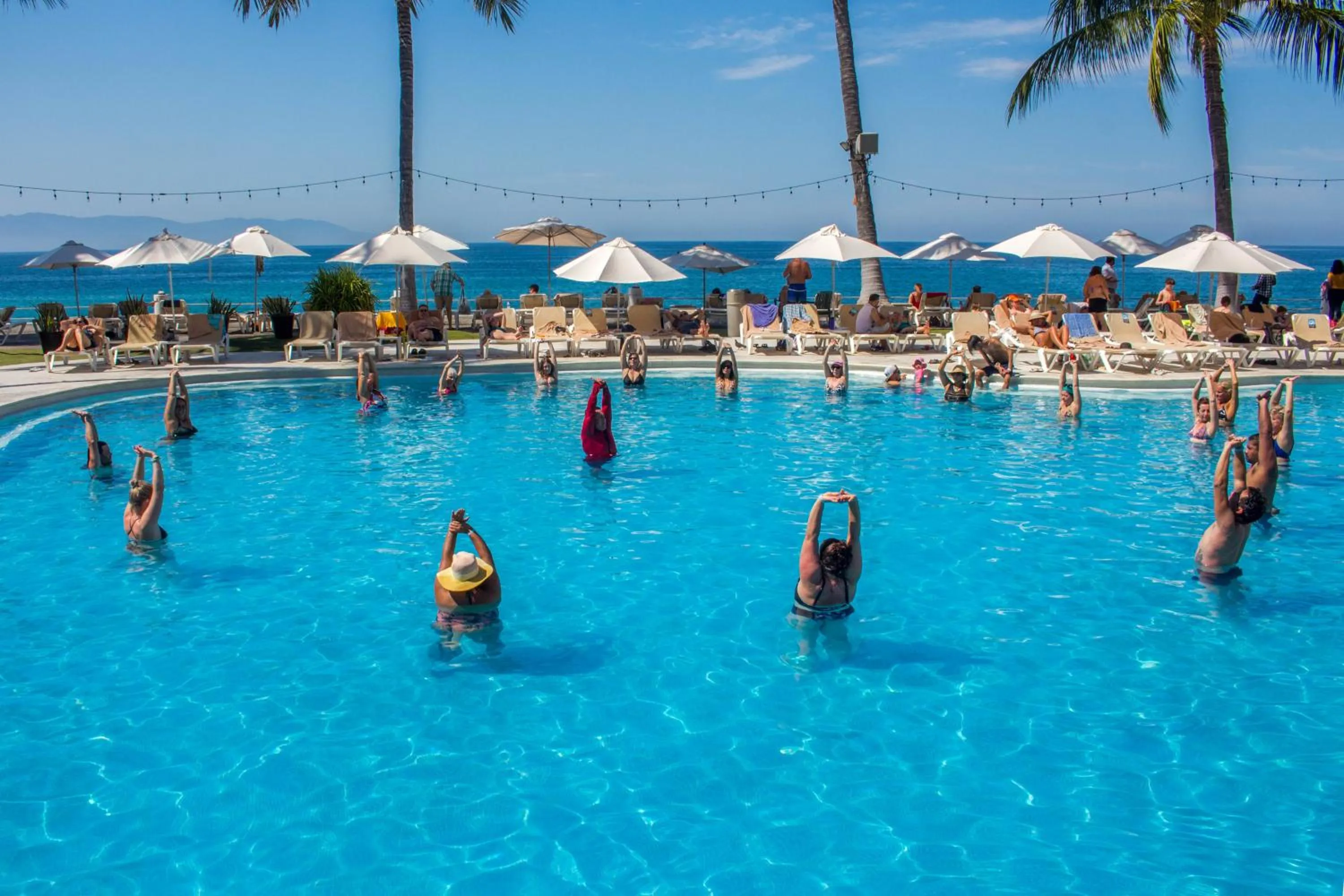 Activities in Plaza Pelicanos Club Beach Resort All Inclusive