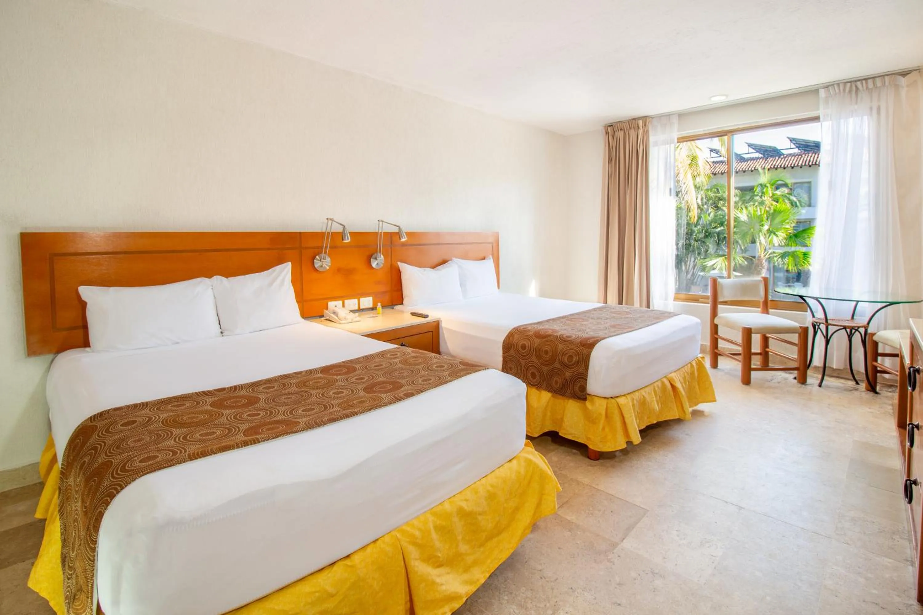 View (from property/room), Bed in Plaza Pelicanos Club Beach Resort All Inclusive