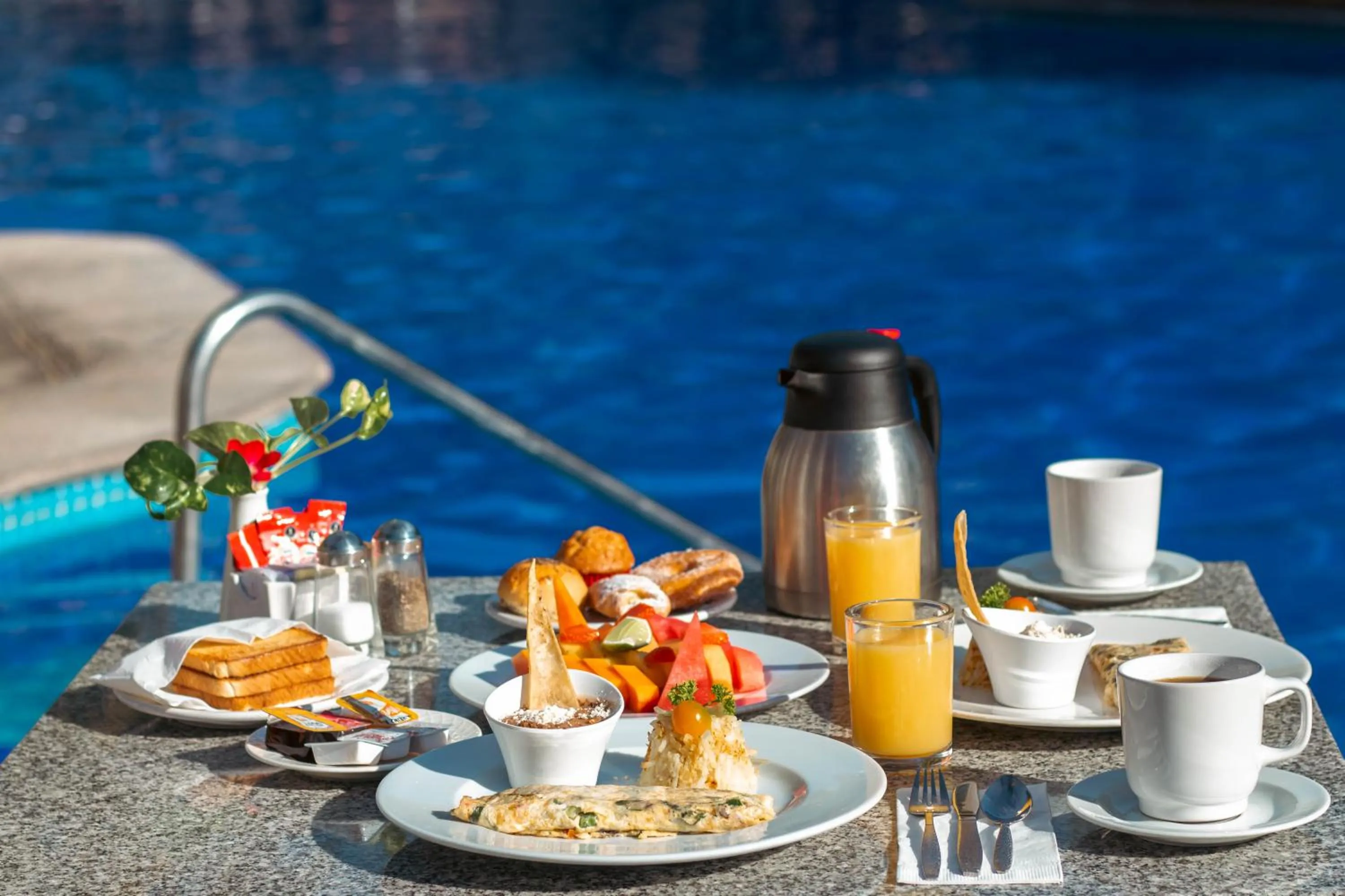 Breakfast in Plaza Pelicanos Club Beach Resort All Inclusive