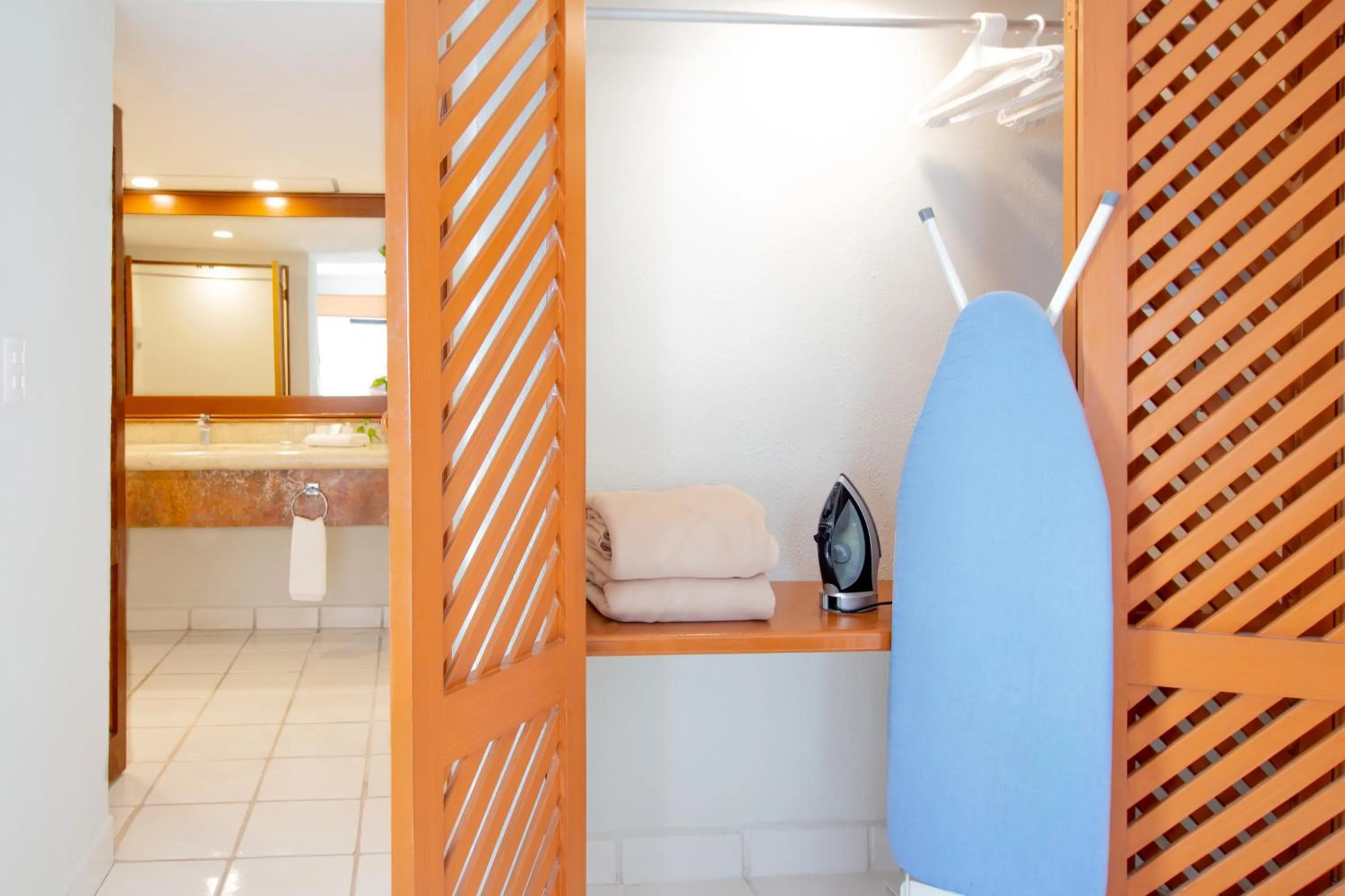 flat iron in Plaza Pelicanos Club Beach Resort All Inclusive