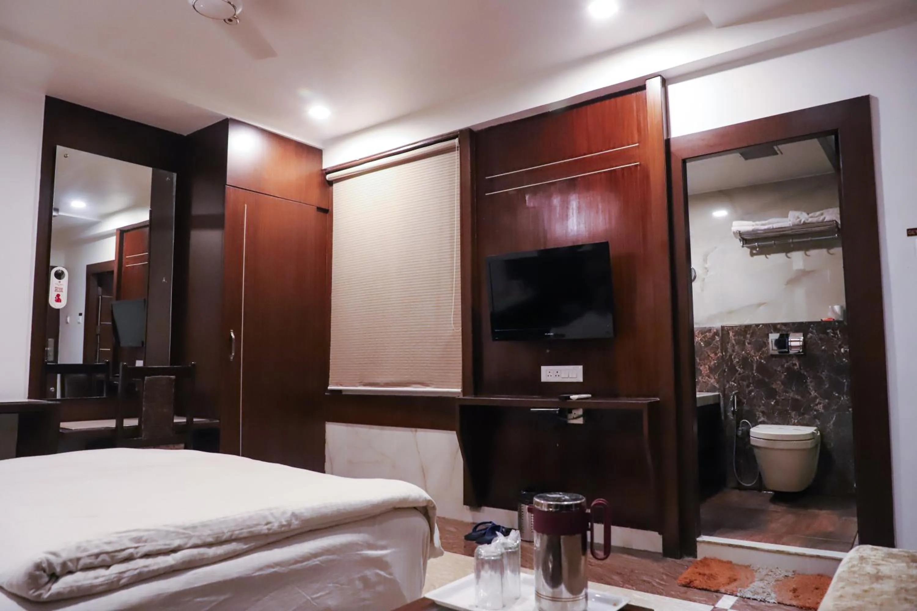 TV and multimedia, Bed in Vijan Palace