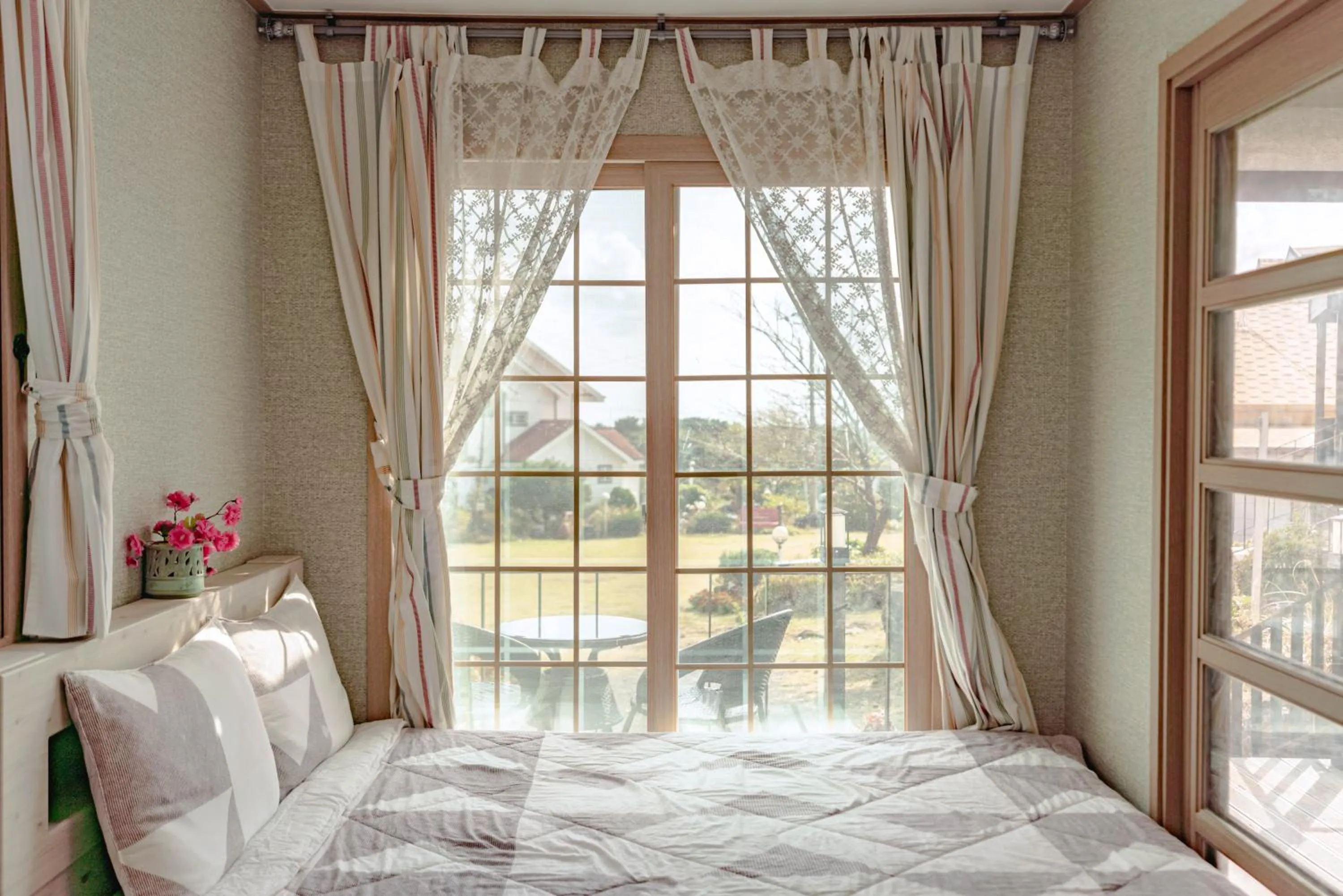 Bed in Arting Pension