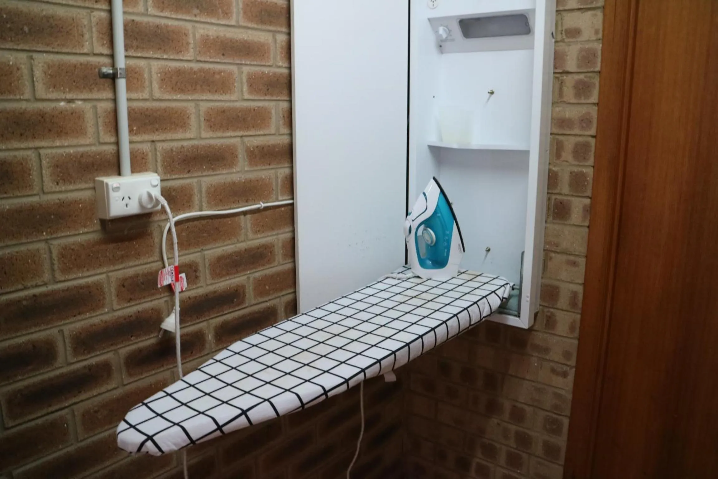 laundry in Corowa Golf Club Motel