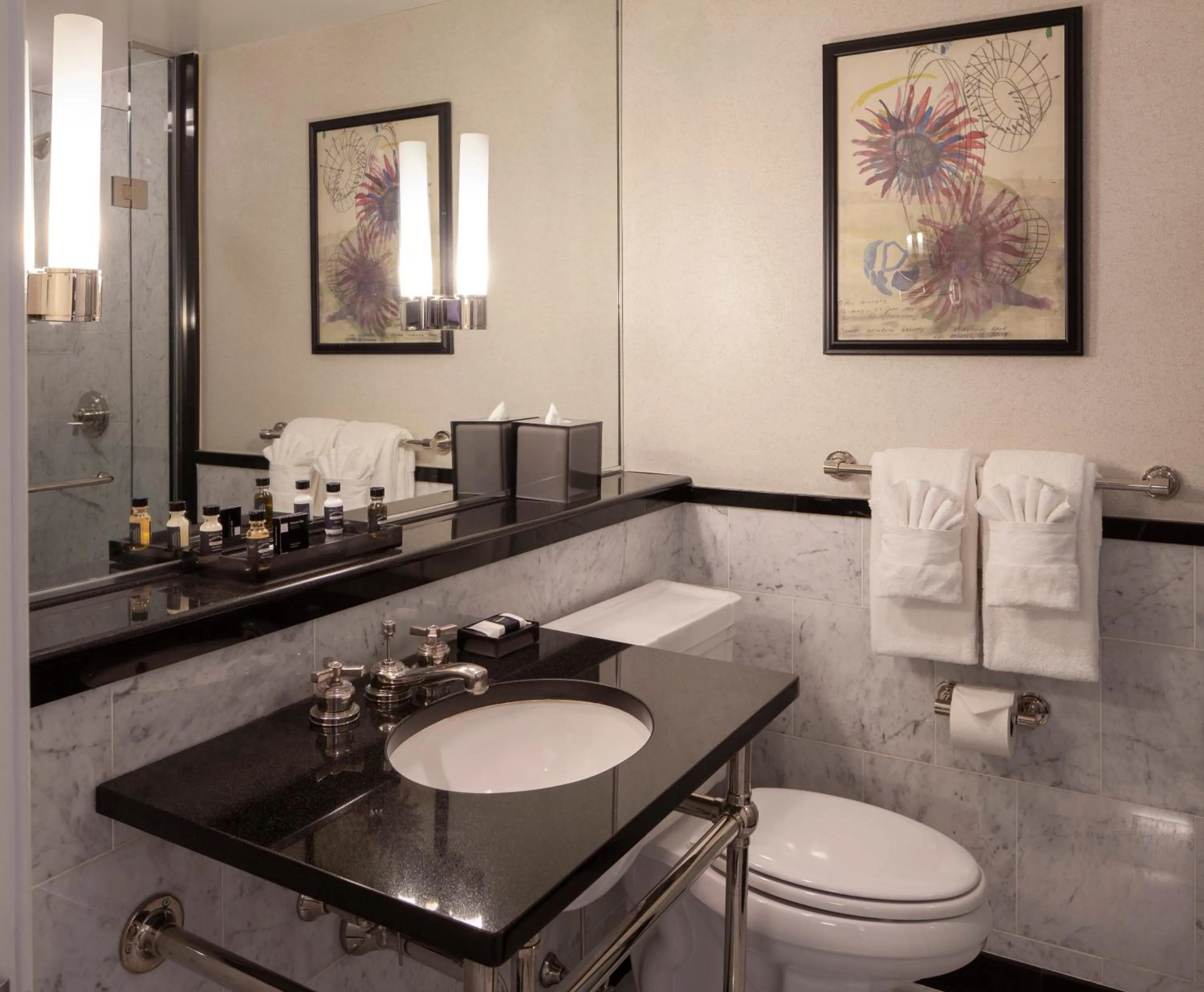 Shower in The Manhattan Club