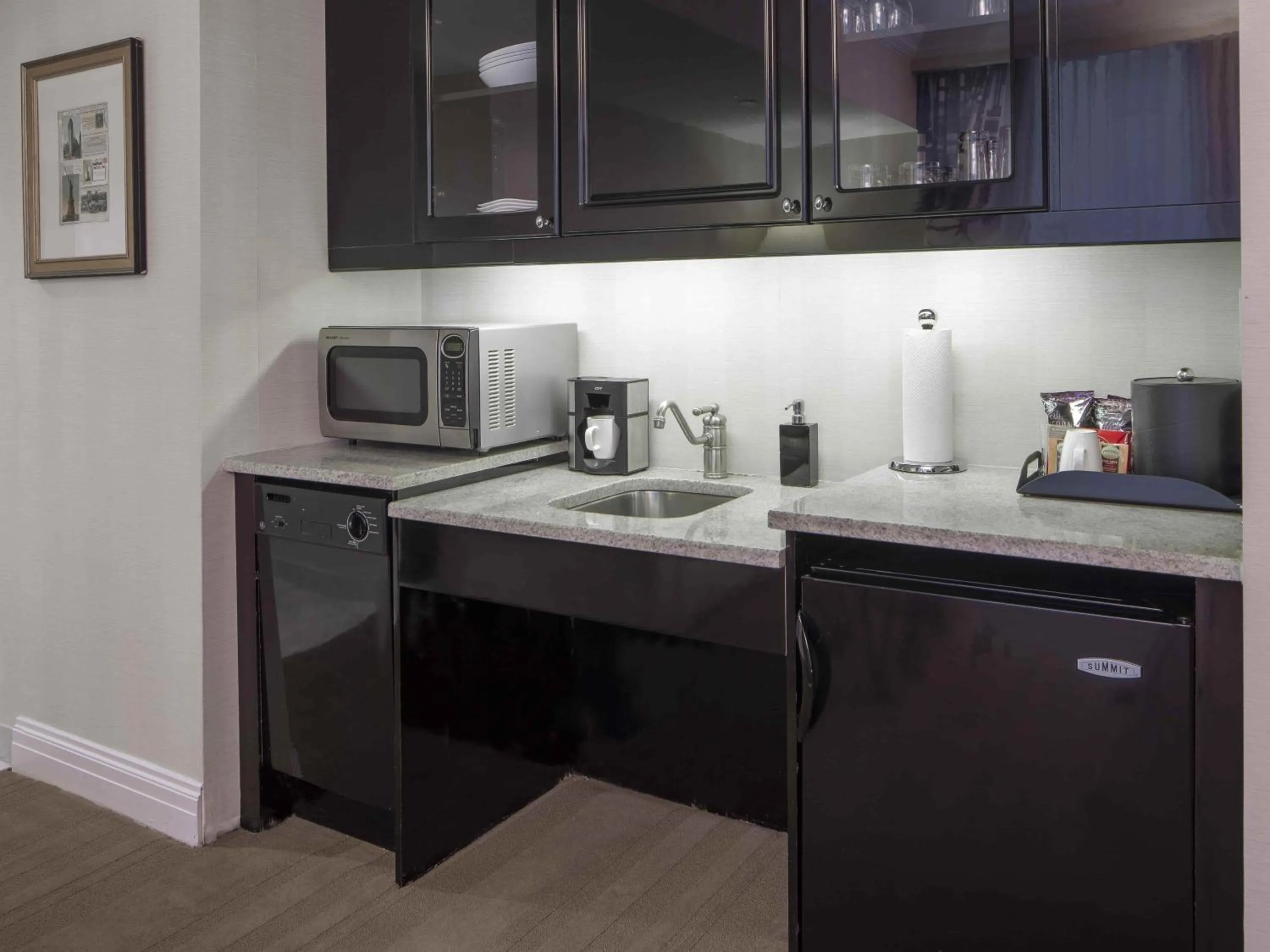 Kitchen or kitchenette in The Manhattan Club