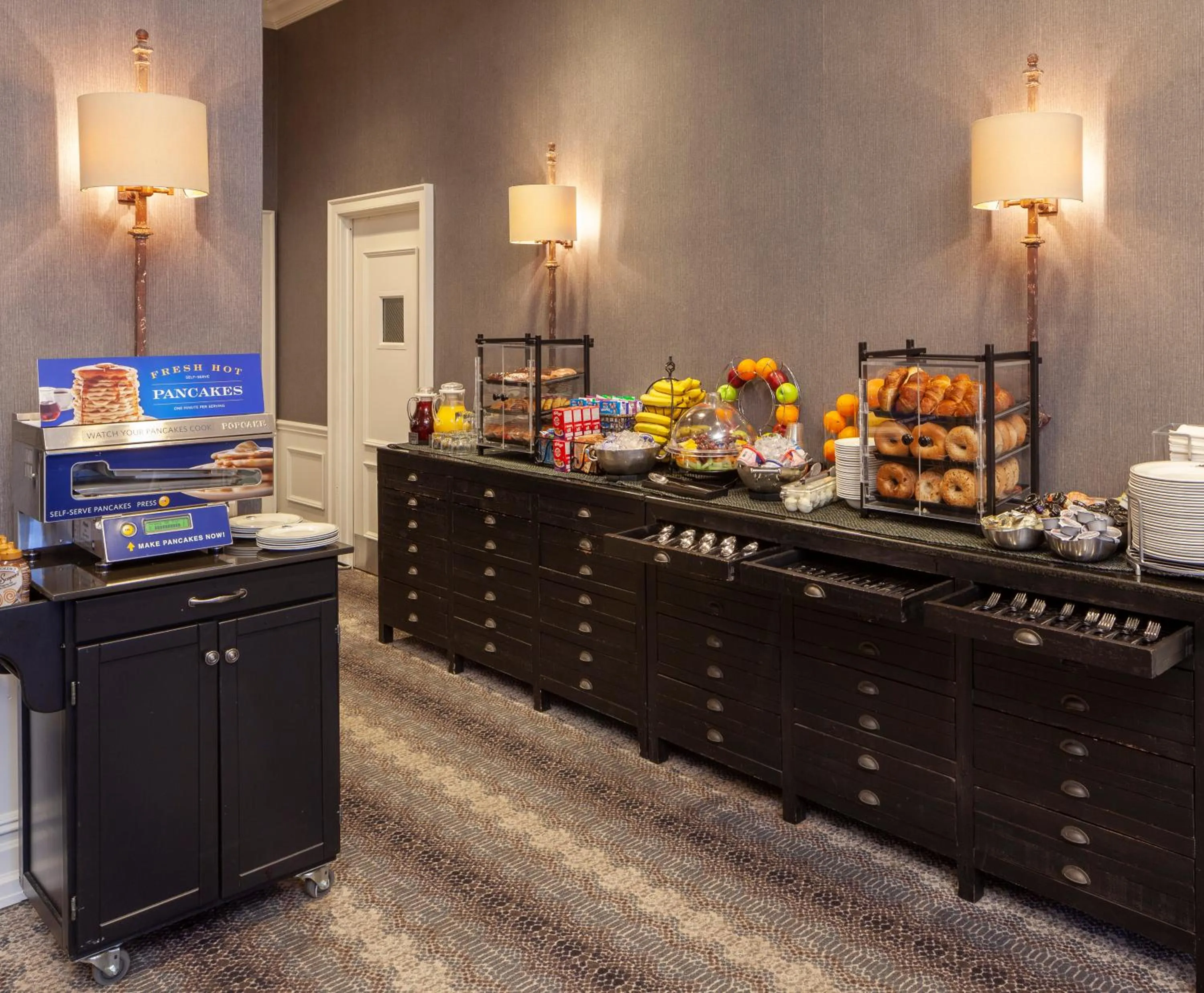 Breakfast in The Manhattan Club