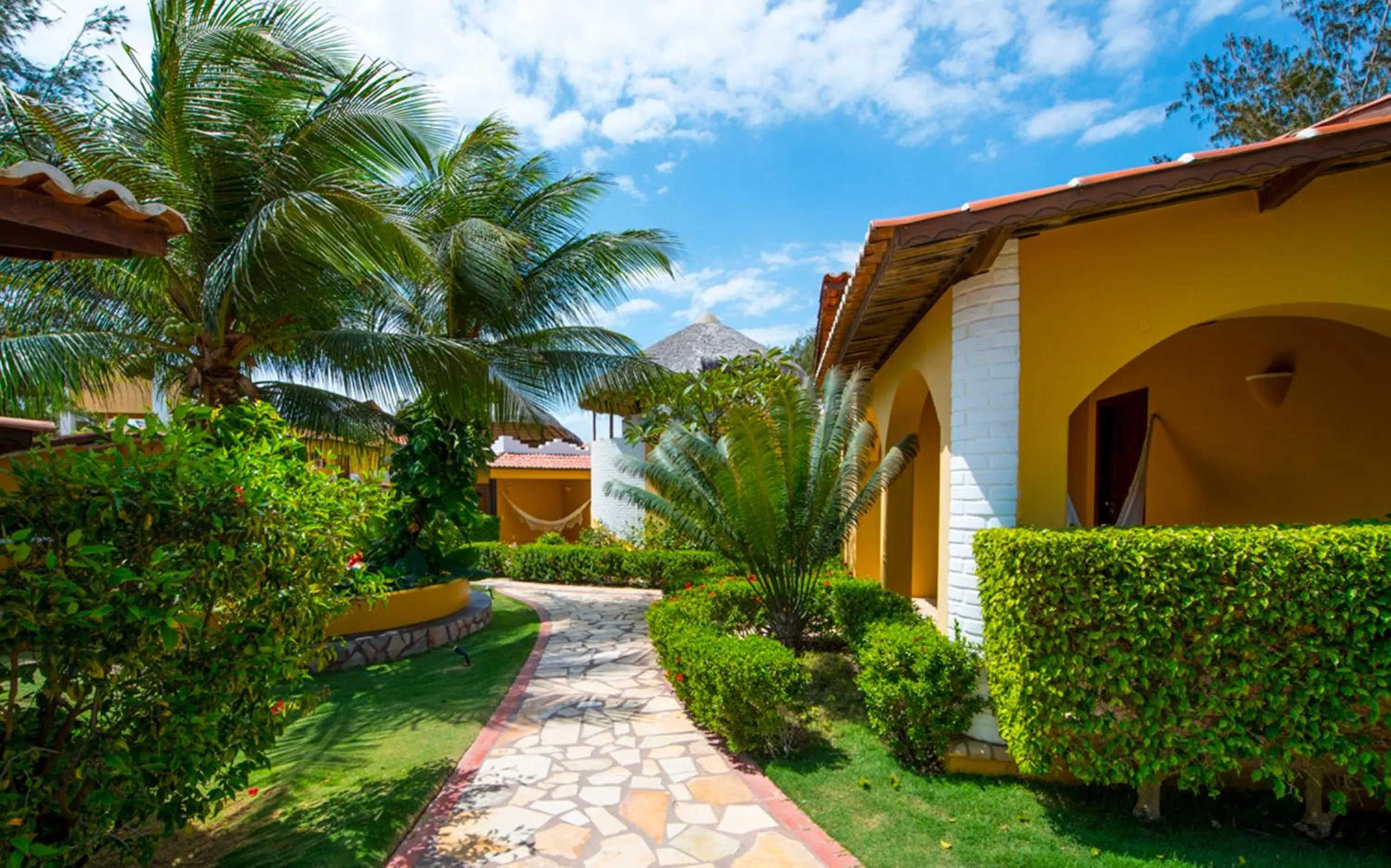 Facade/entrance in Long Beach