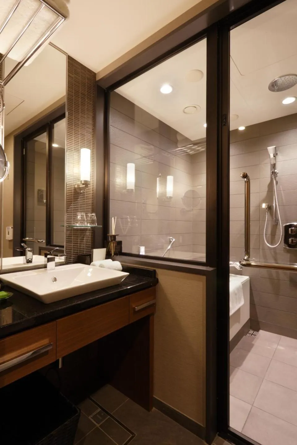 Bathroom in Hotel Granvia Osaka-JR Hotel Group
