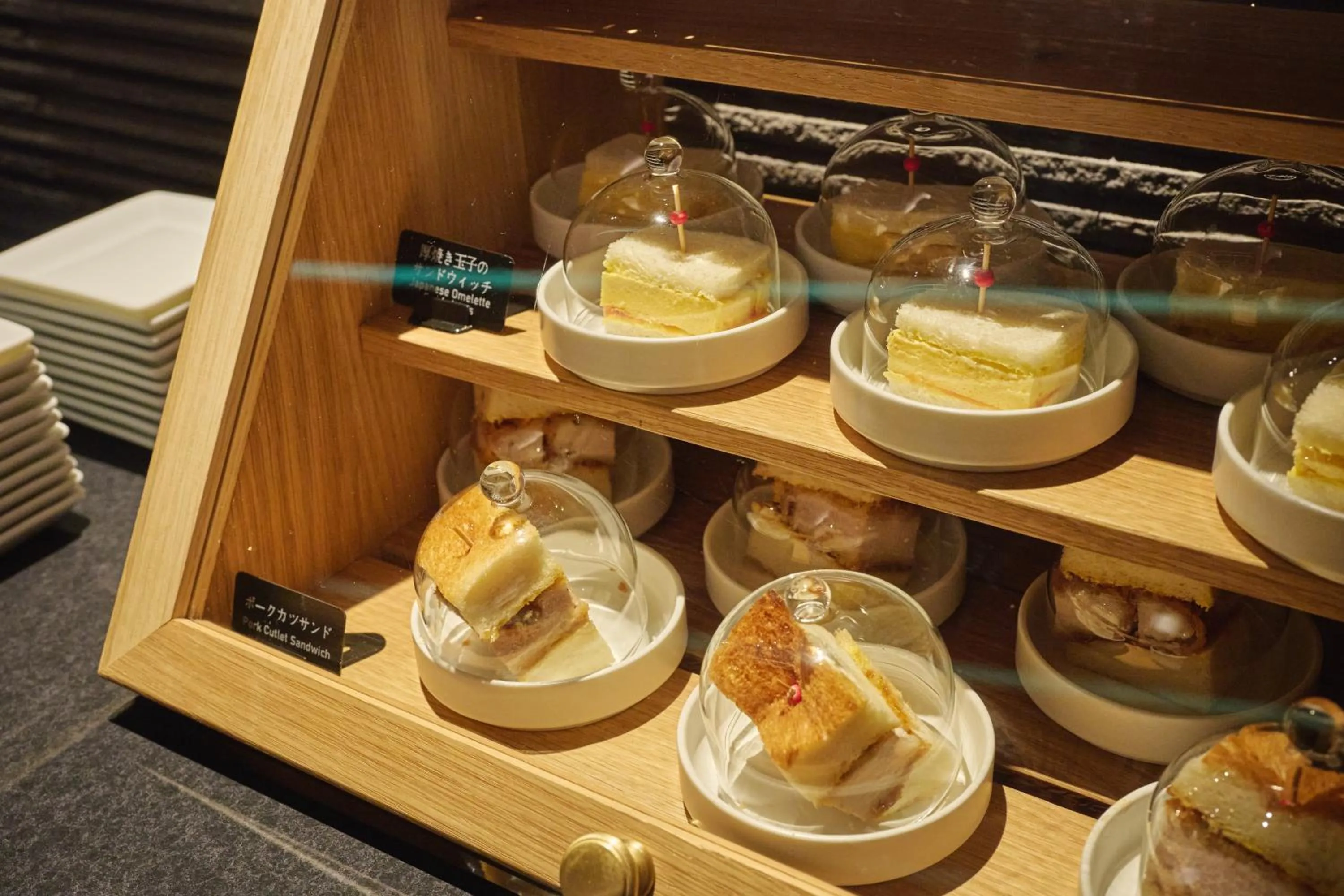 Lounge or bar in Hotel Granvia Osaka-JR Hotel Group