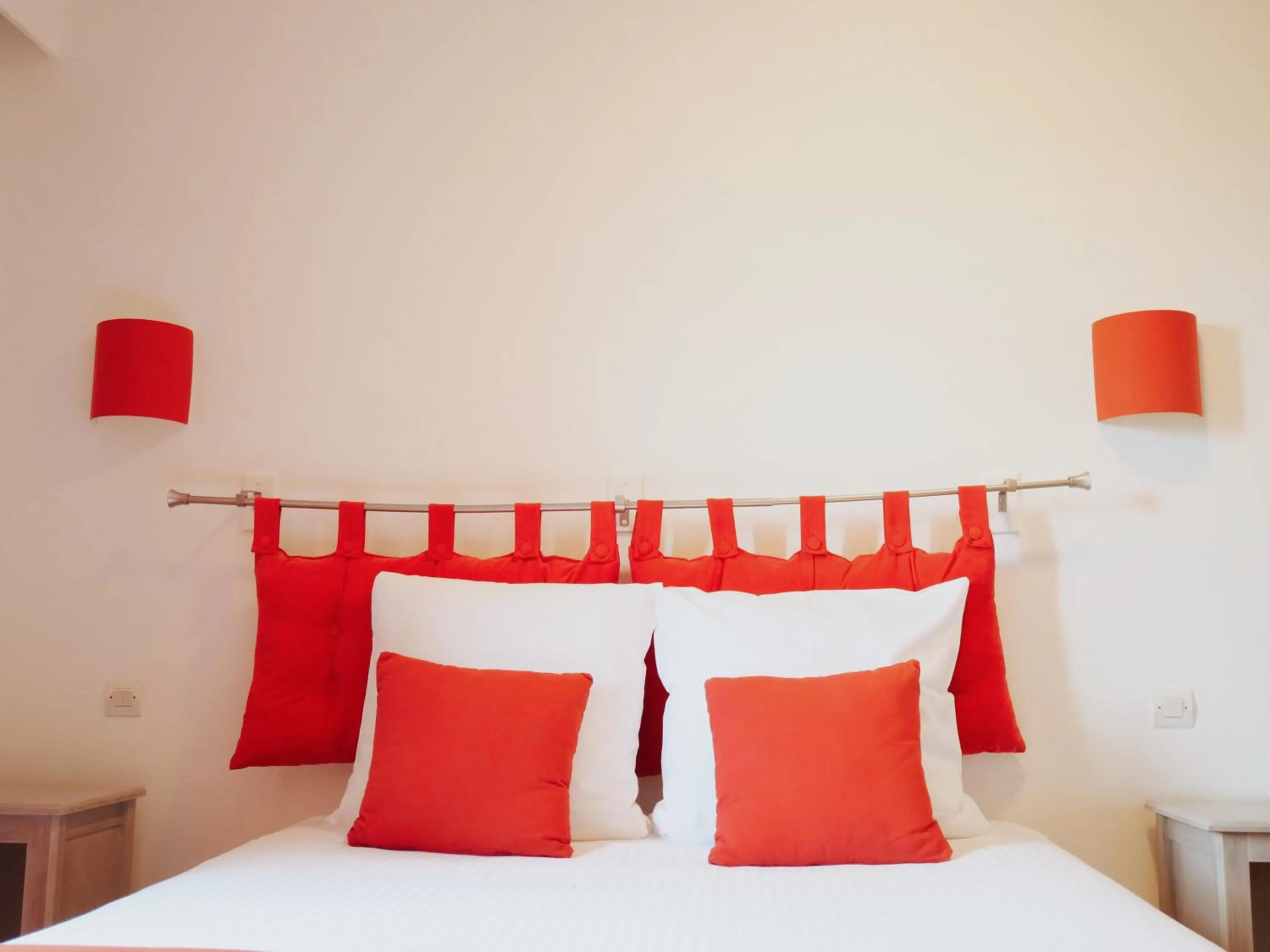 Bedroom, Bed in Logis Hôtel Restaurant - Le Clos Deauville Saint Gatien