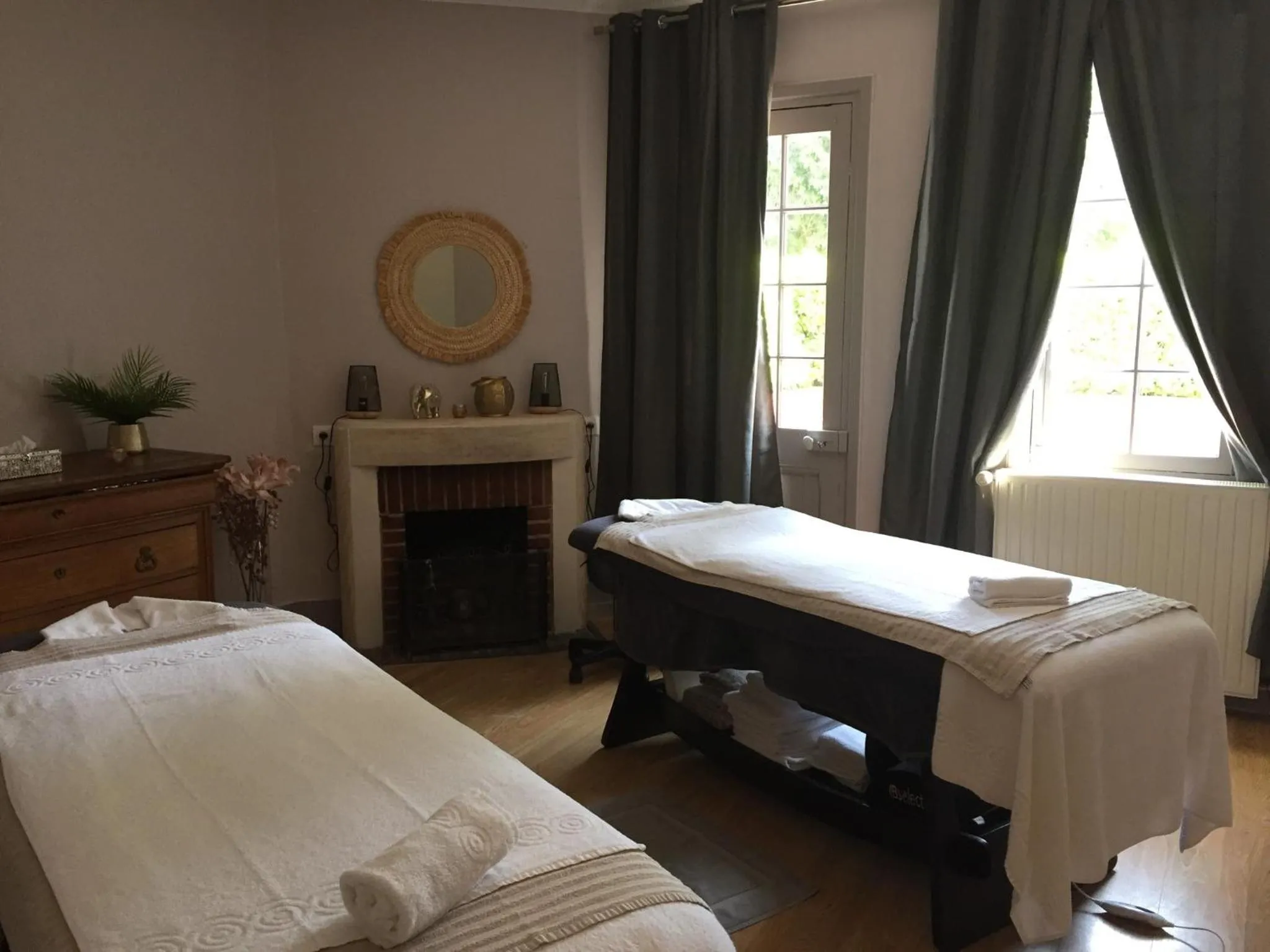 Massage, Bed in Logis Hôtel Restaurant - Le Clos Deauville Saint Gatien