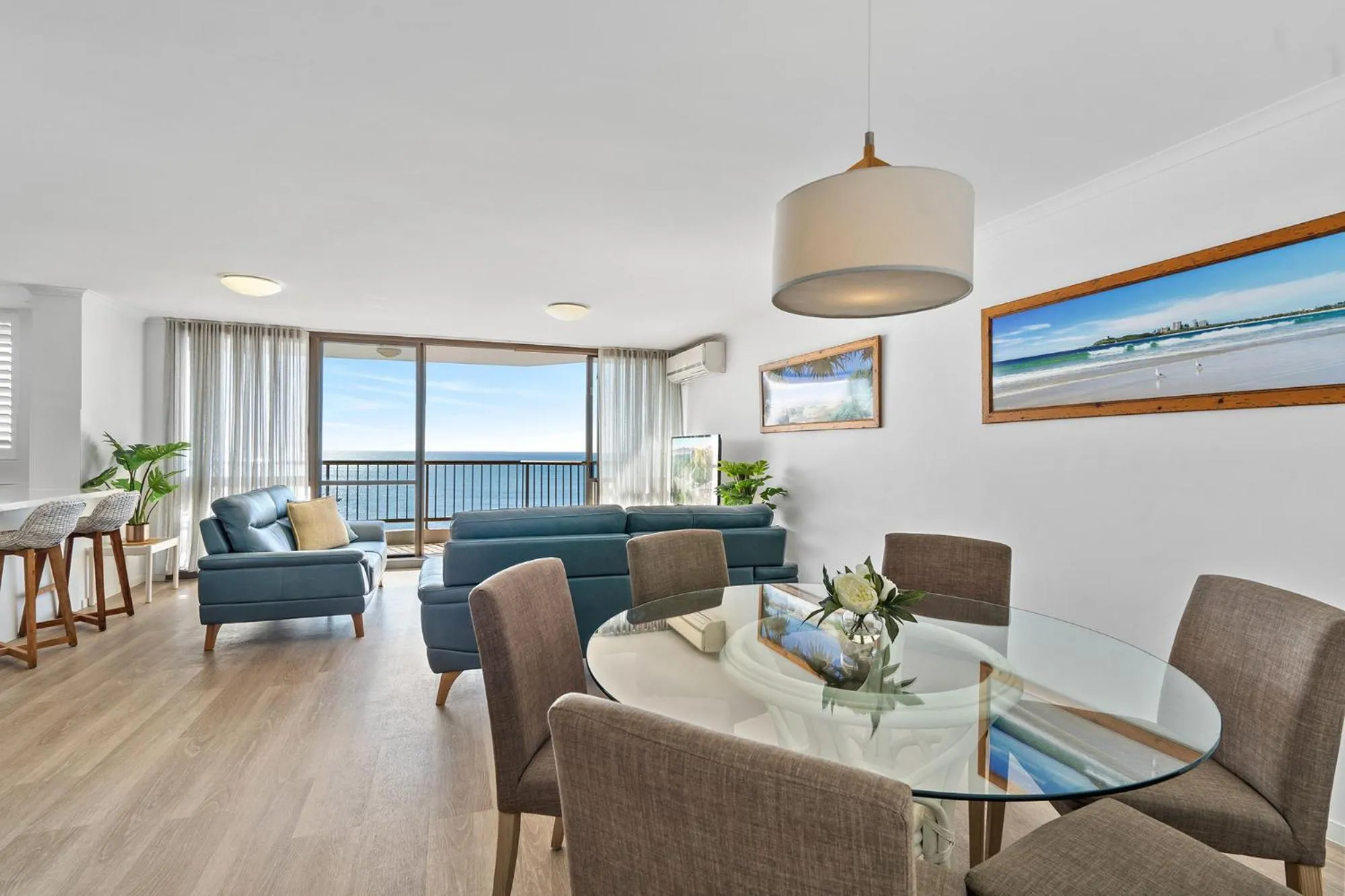 Dinner in Seaview Resort