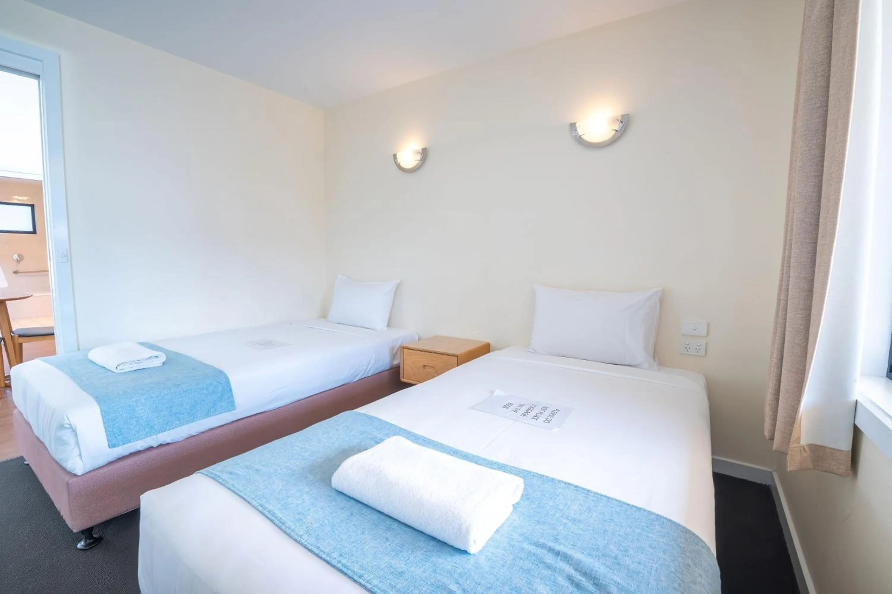 Bed in Olde Tudor Hotel