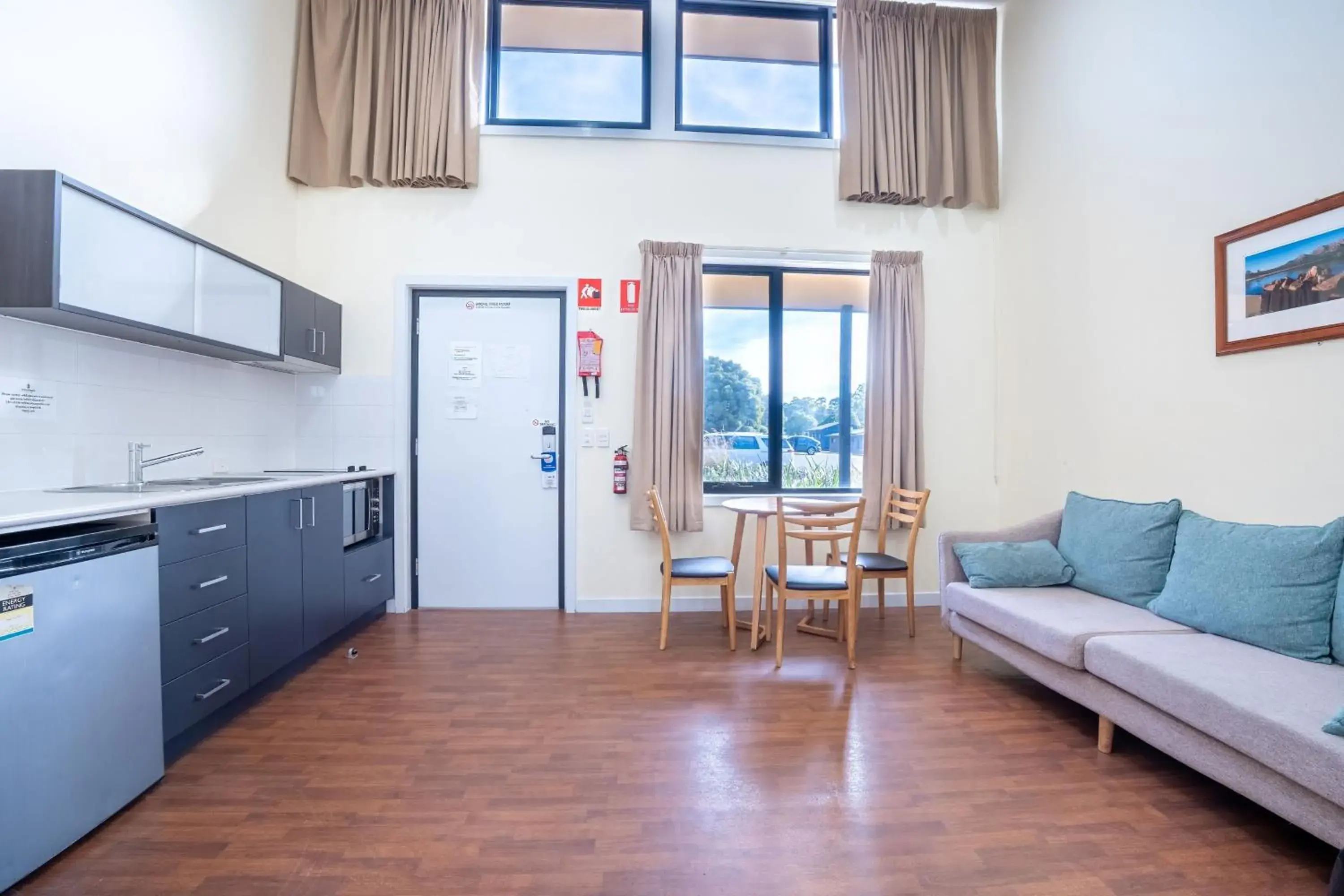 One Bedroom Apartment in Olde Tudor Hotel One Bedroom Apartment in Olde Tudor Hotel