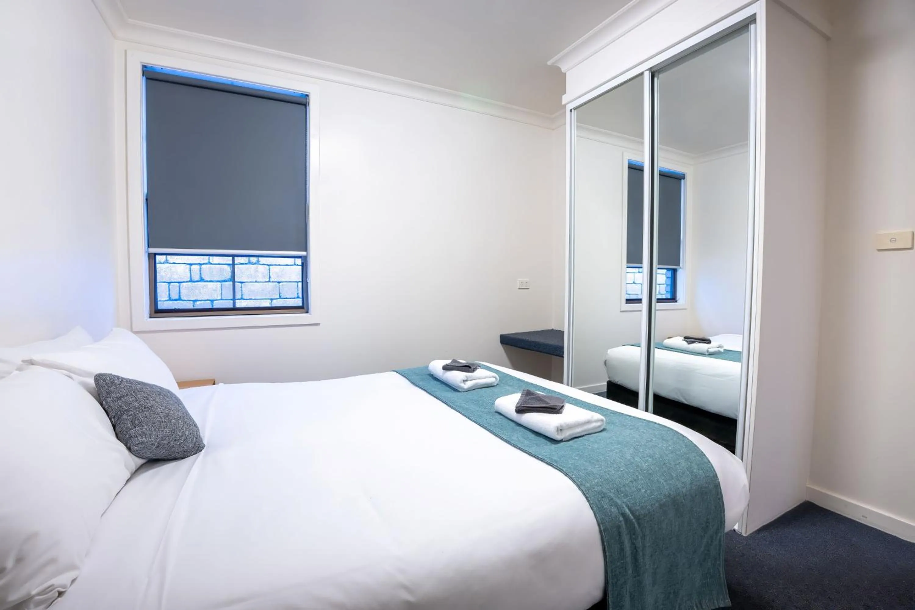 Bed in Olde Tudor Hotel