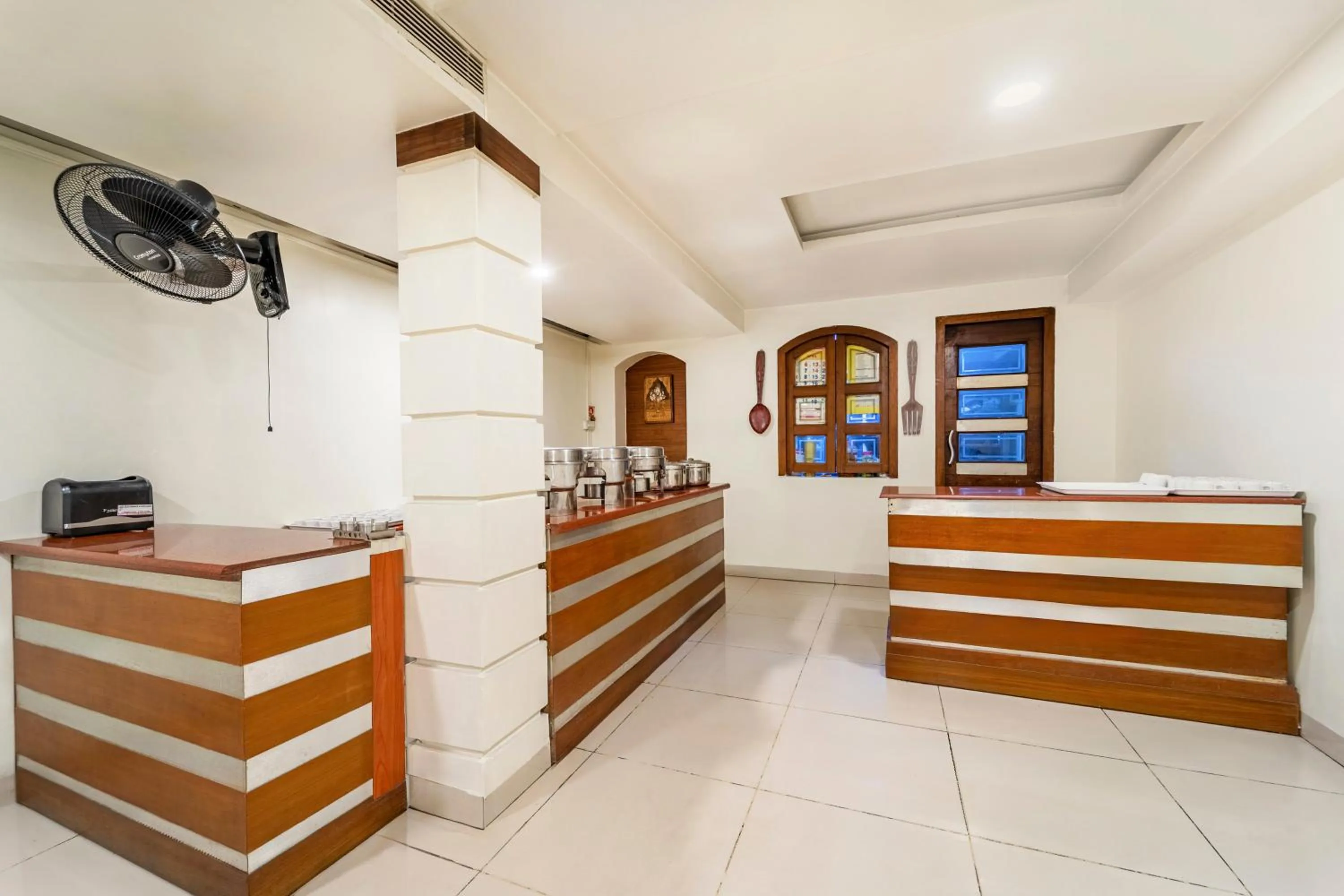 Dining area in Treebo Sam Residency