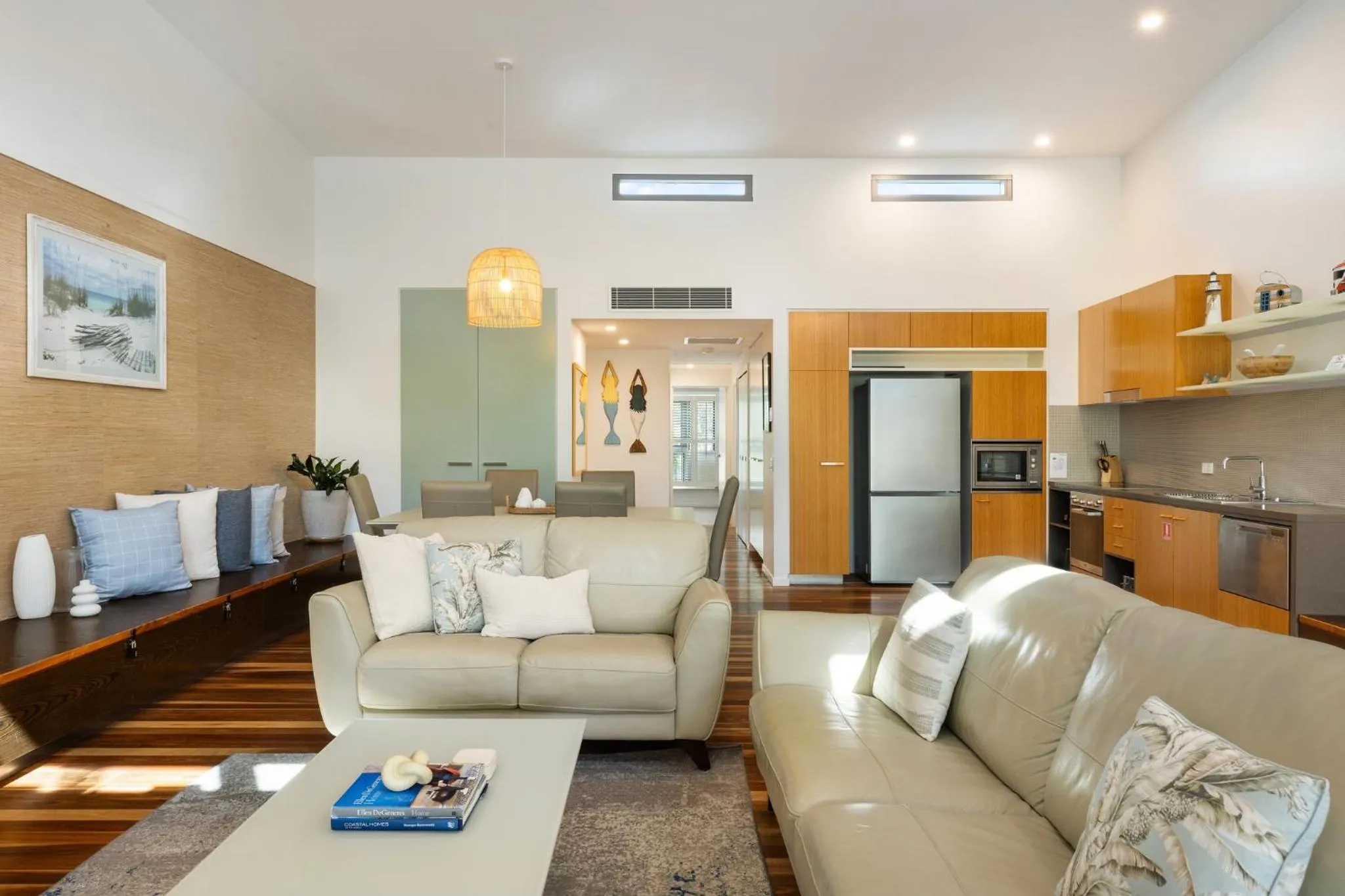 Kitchen or kitchenette in East On Byron Bay Apartments