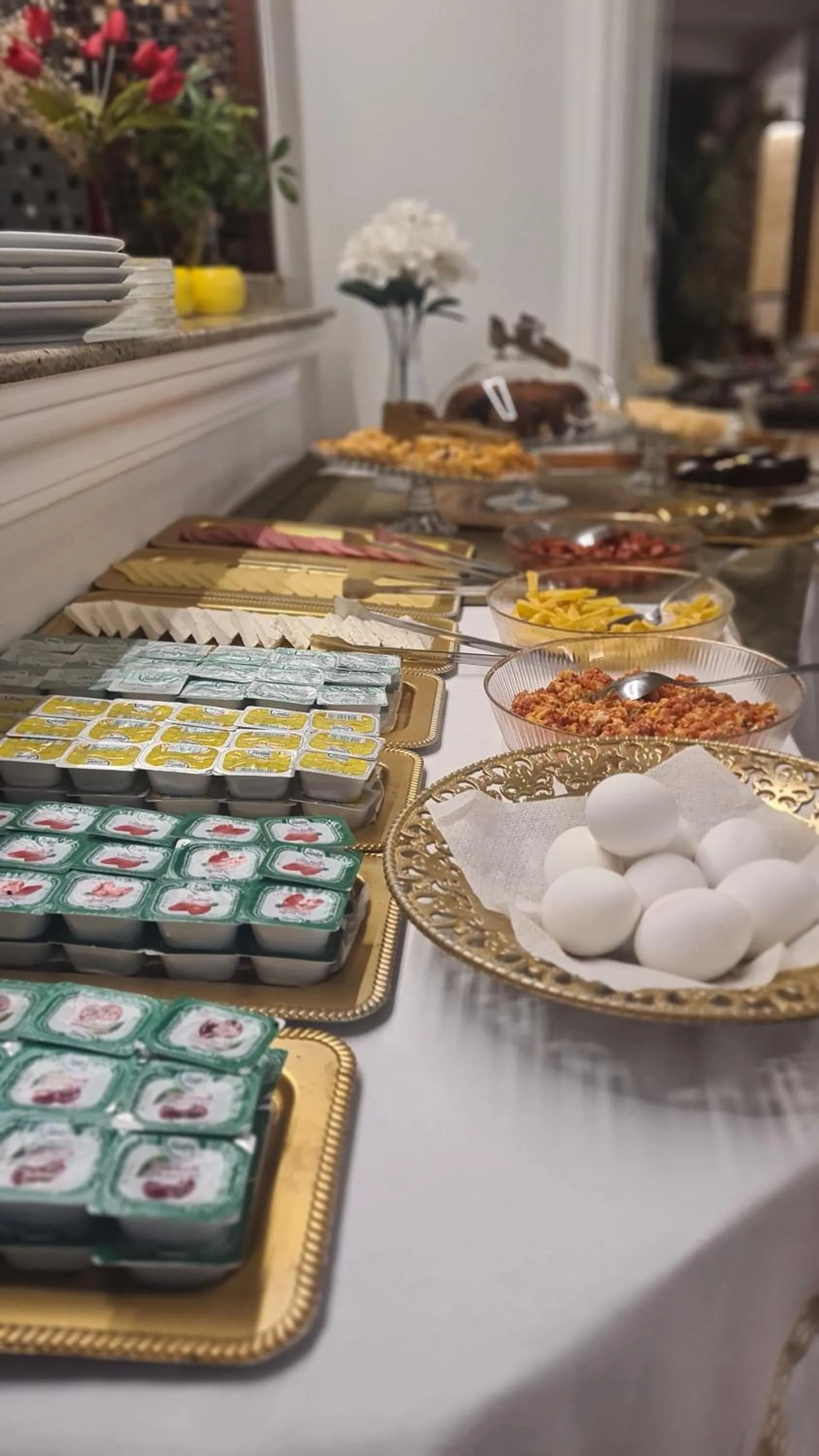 Breakfast in Hotel Pera Capitol - Taksim & İstiklal