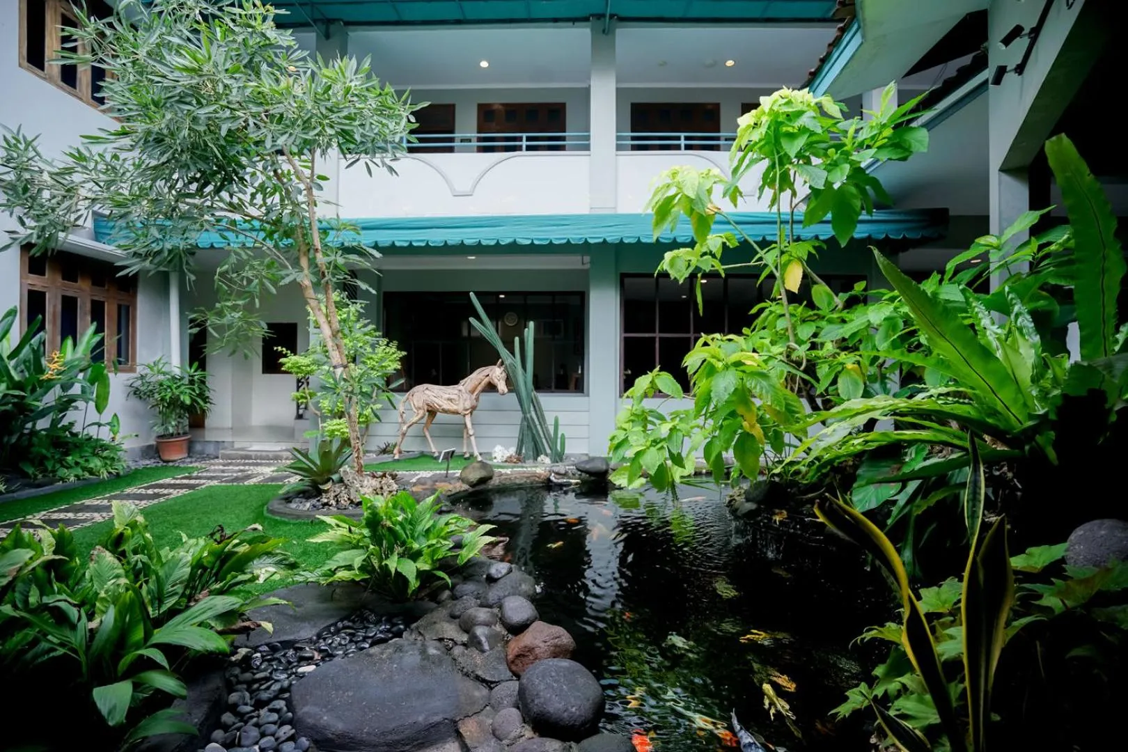 Garden view in Cakra Kusuma Hotel