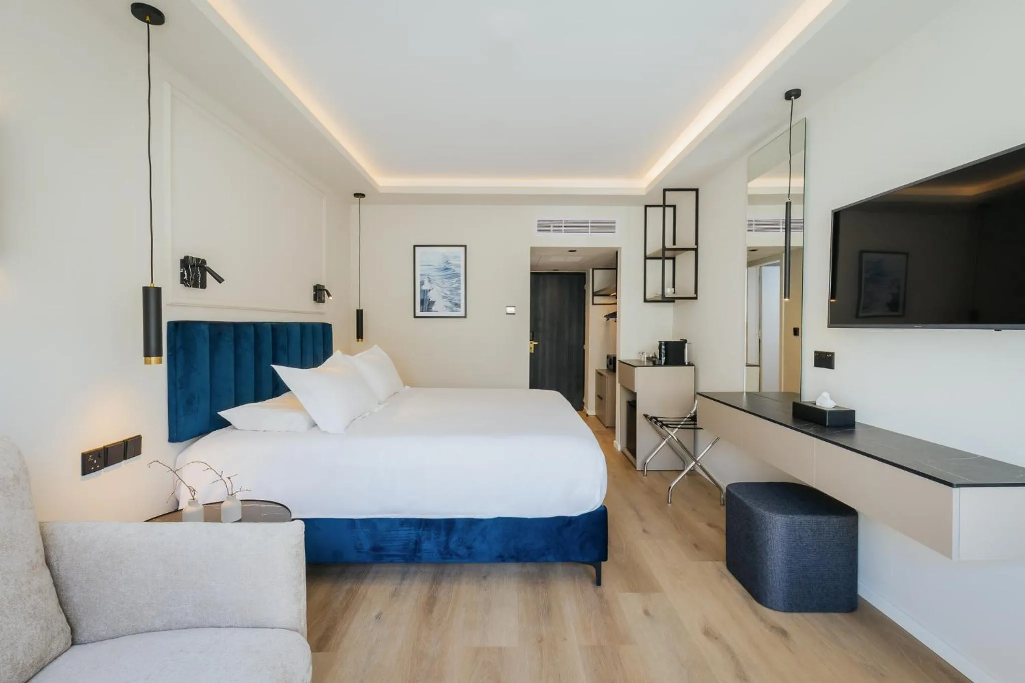 Bed in Odysseia Hotel Kapetanios