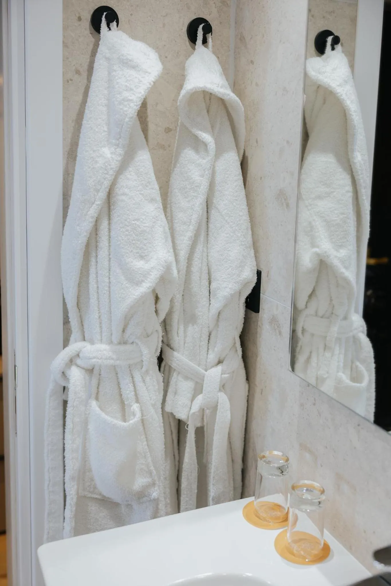 towels in Odysseia Hotel Kapetanios