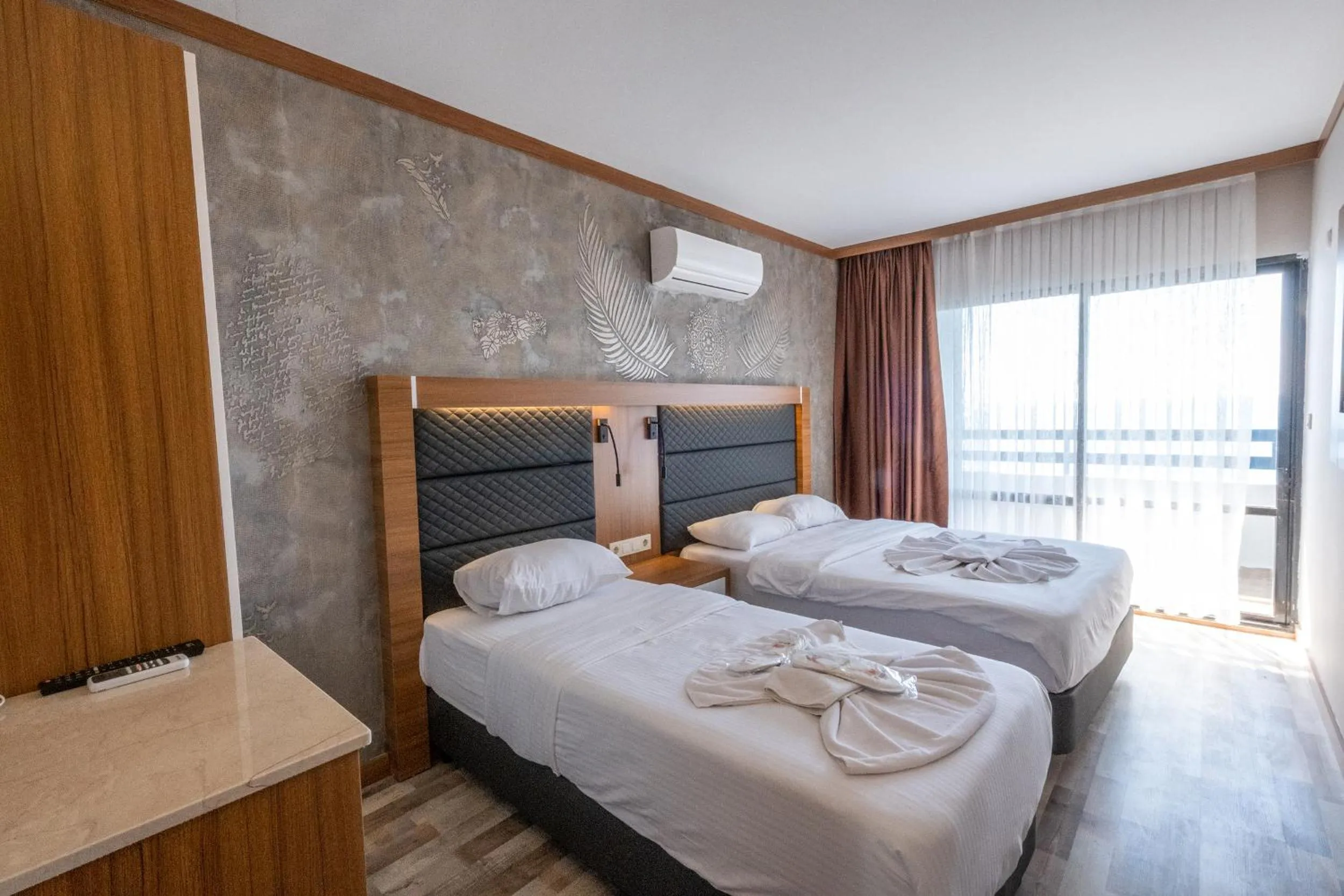 View (from property/room), Bed in Sunday Beach Hotel