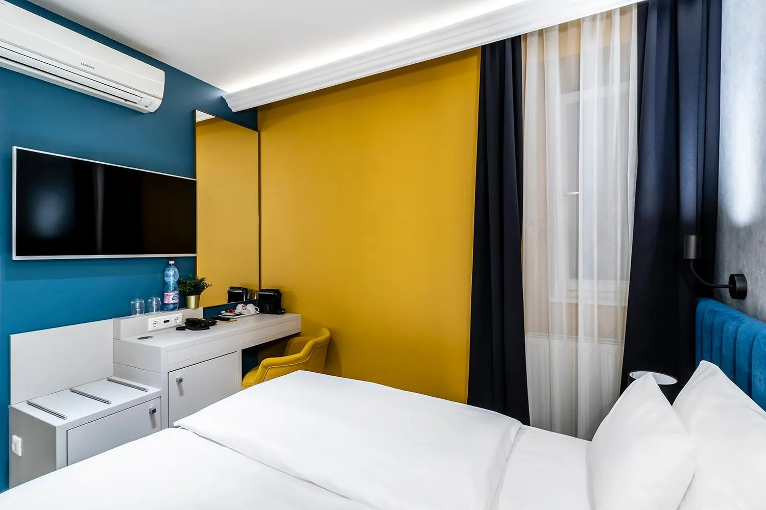 Bed in Alta Moda Fashion Hotel