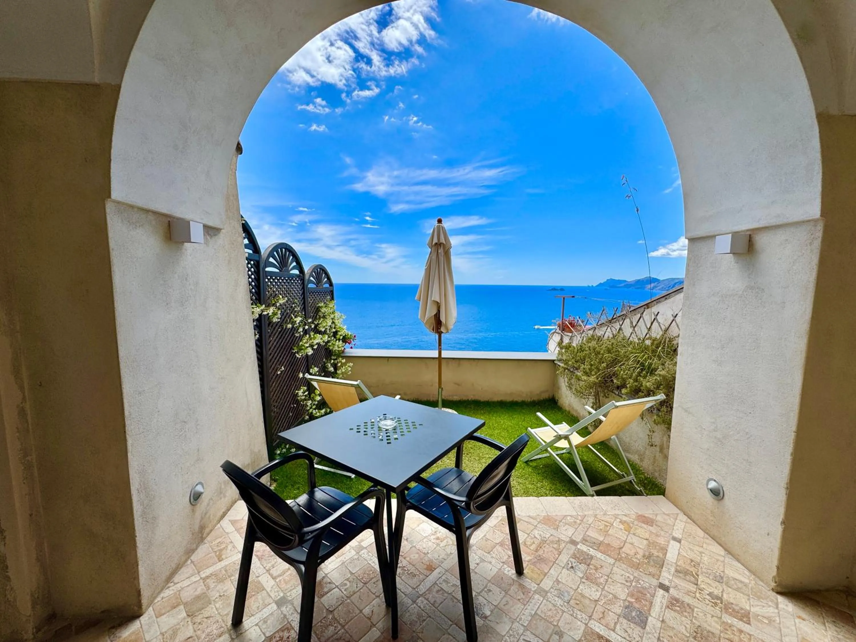 Natural landscape in Villa Il Frantoio and Lilmar