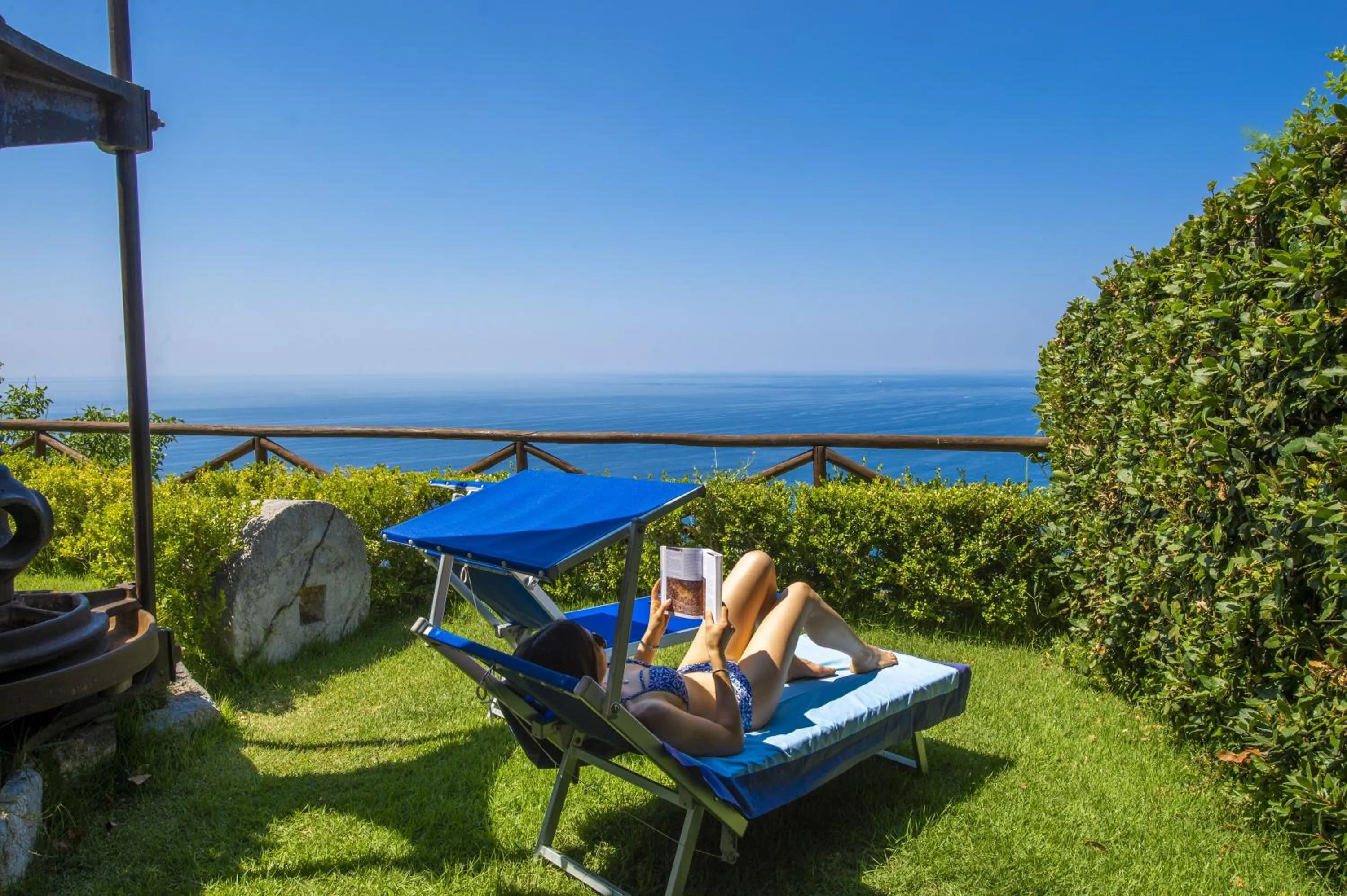 Property building in Villa Il Frantoio and Lilmar