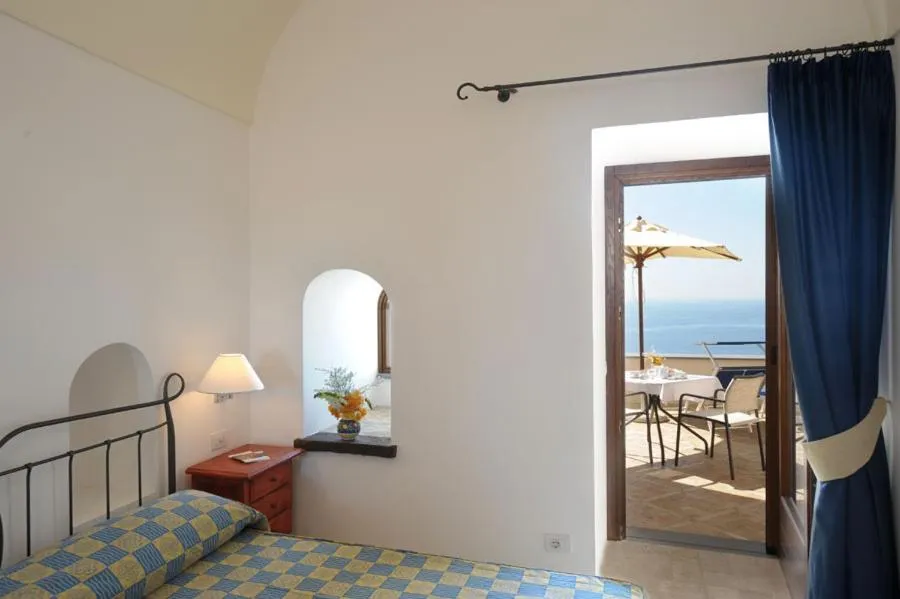 Day, Bed in Villa Il Frantoio and Lilmar