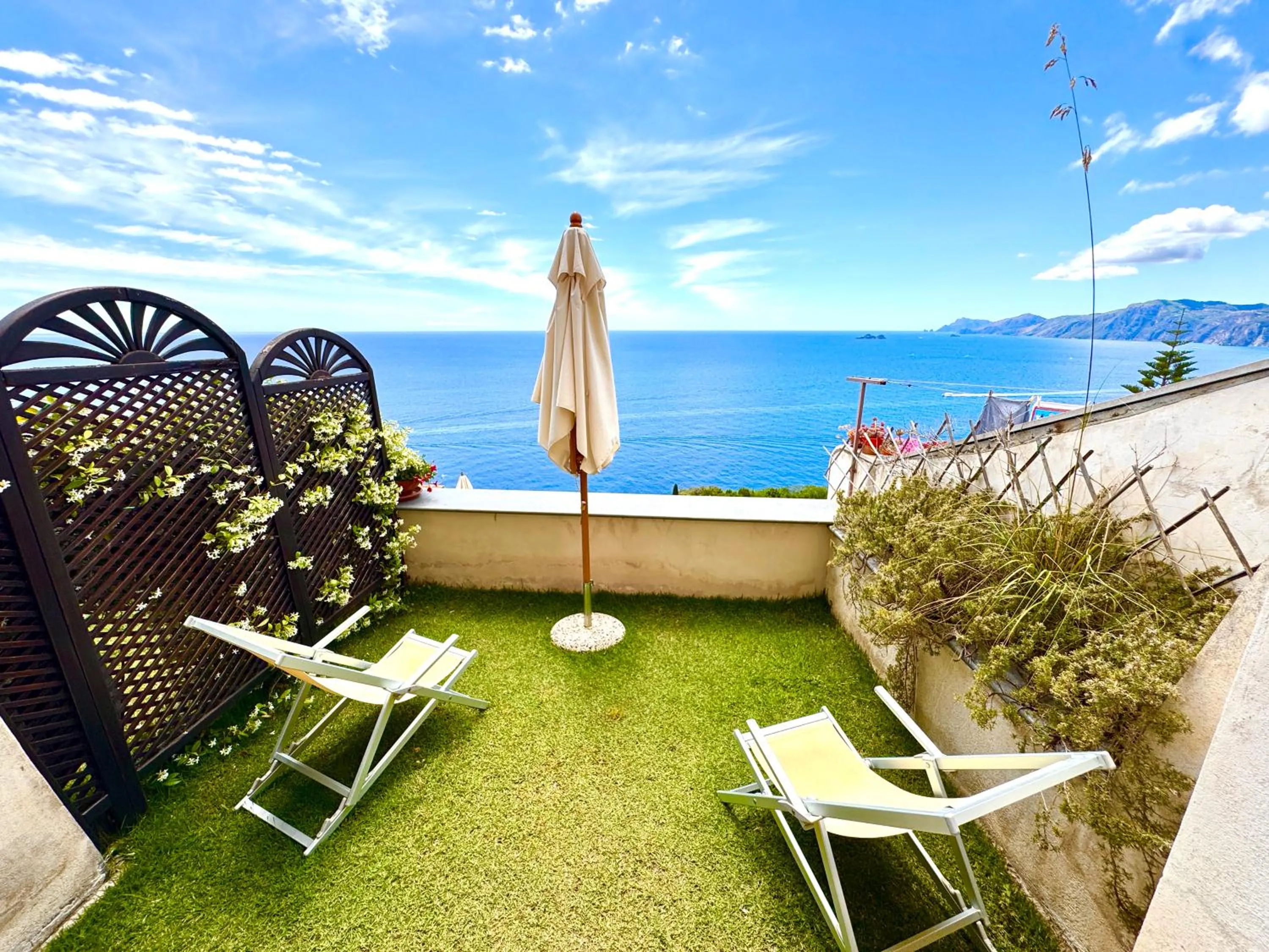 View (from property/room) in Villa Il Frantoio and Lilmar