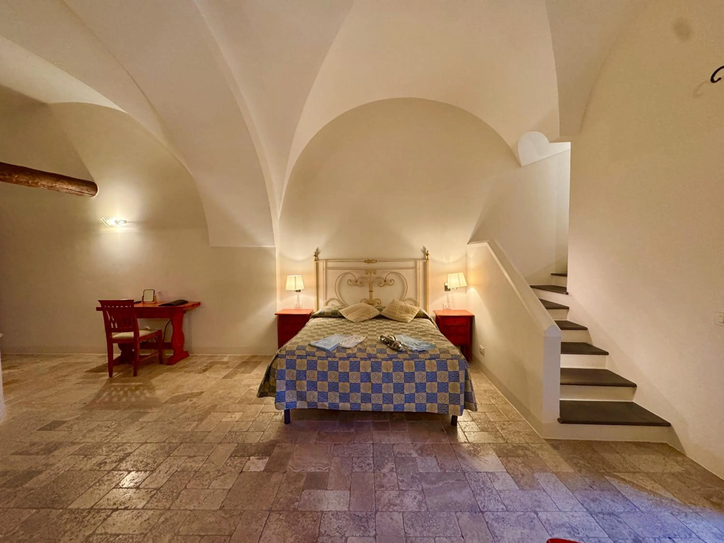 Bedroom, Bed in Villa Il Frantoio and Lilmar