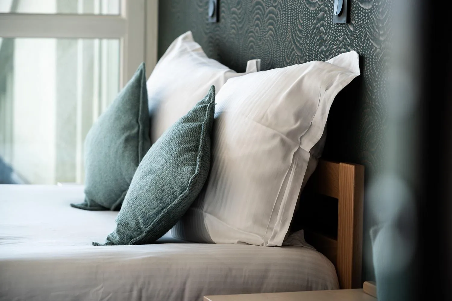 Decorative detail, Bed in Centre Jean XXIII