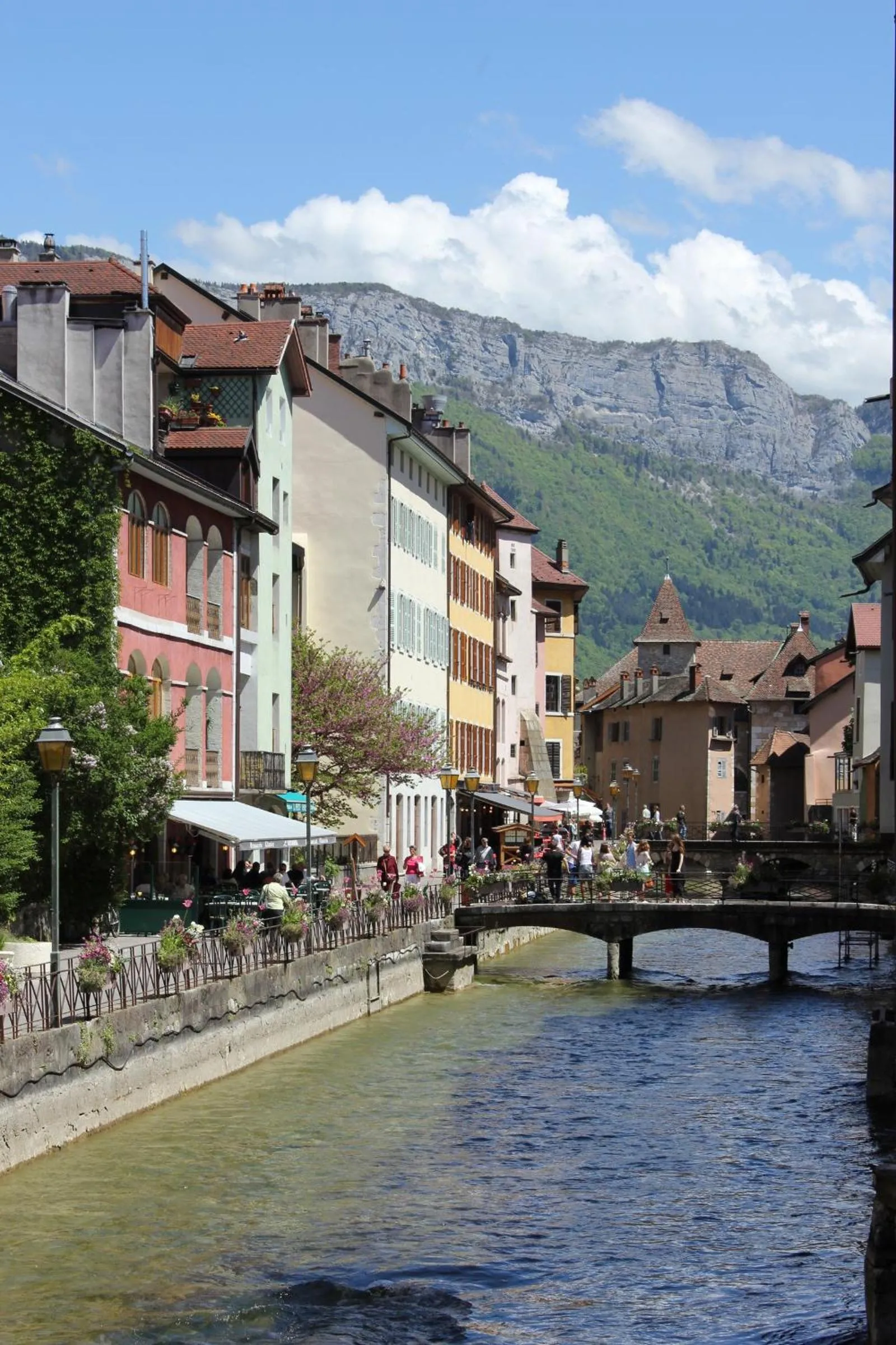 Nearby landmark in Centre Jean XXIII