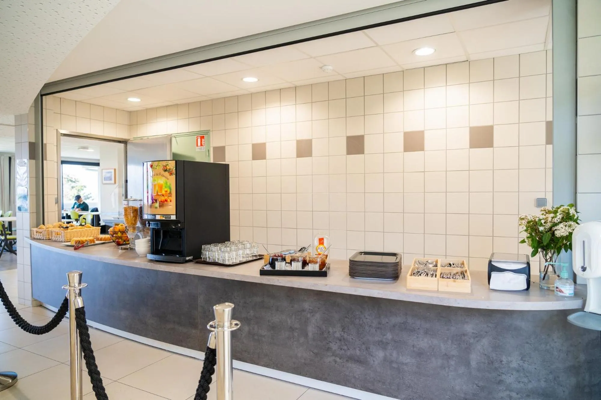 Buffet breakfast in Centre Jean XXIII