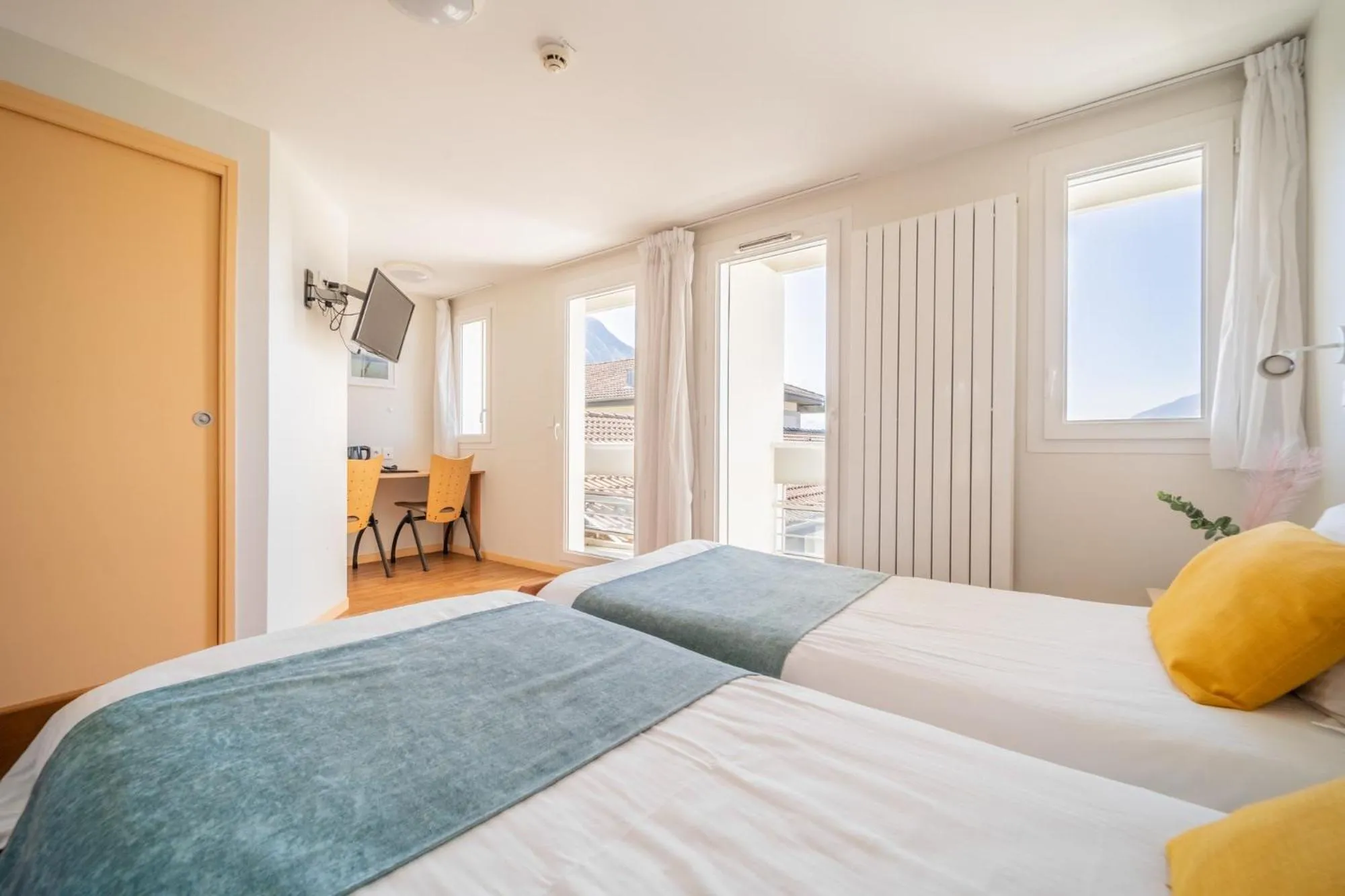 TV and multimedia, Bed in Centre Jean XXIII