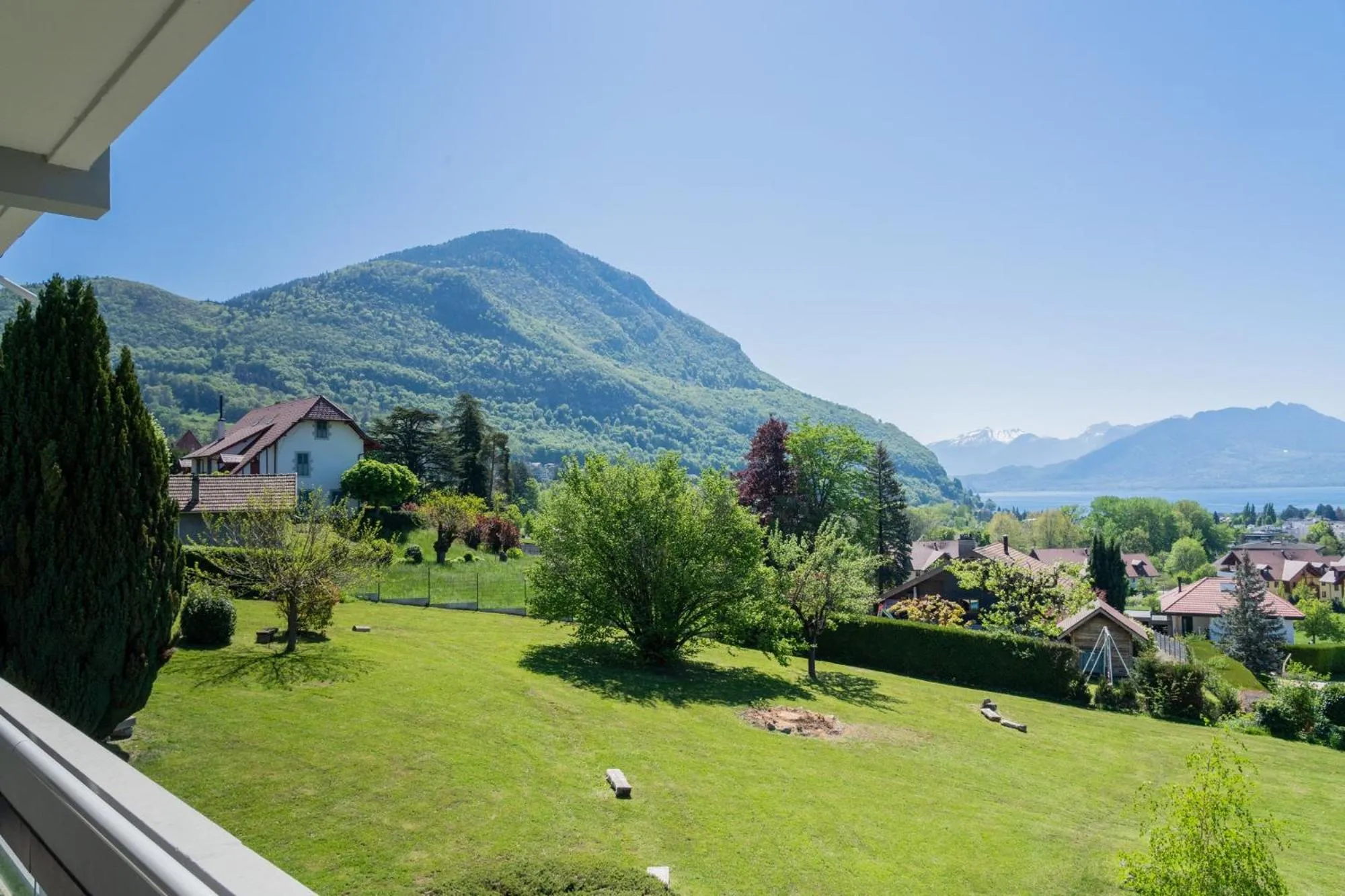 Property building in Centre Jean XXIII