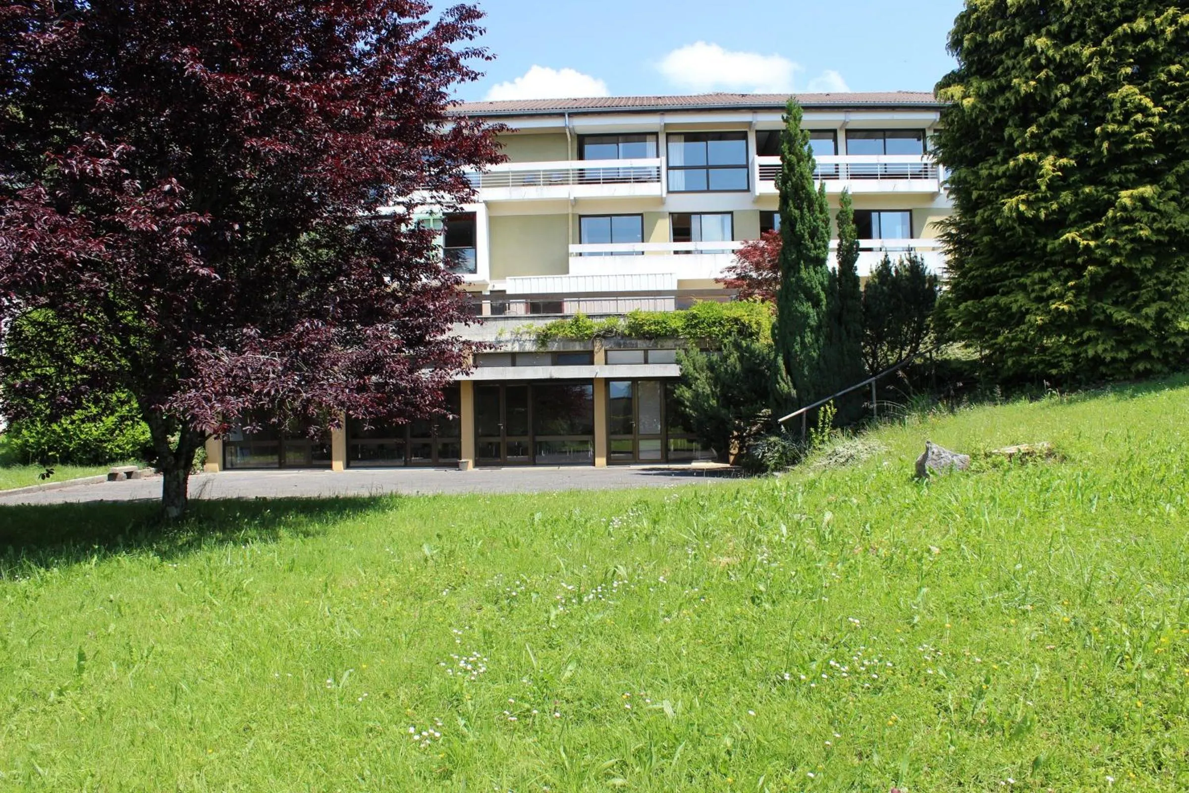 Property building in Centre Jean XXIII