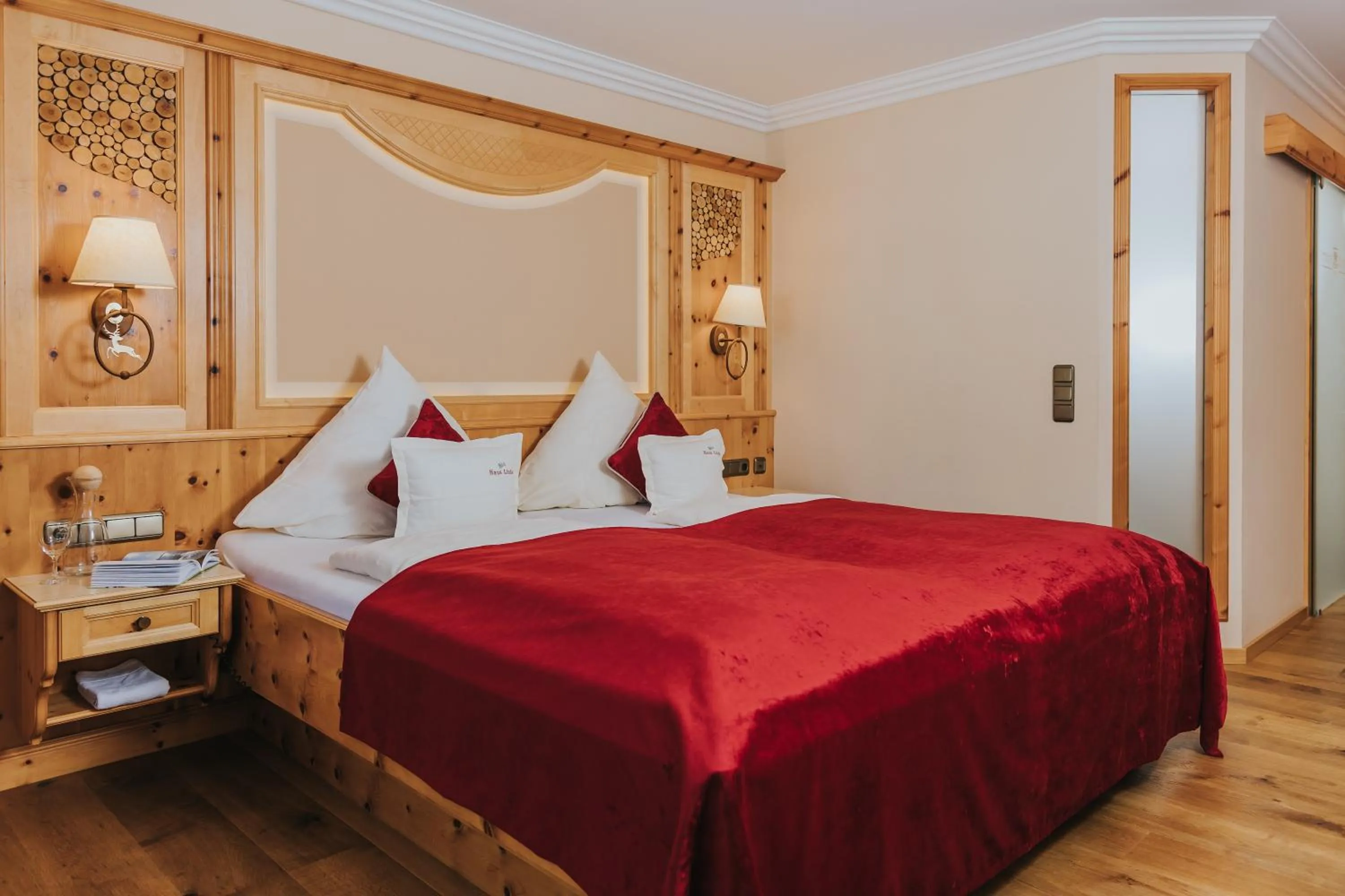 Photo of the whole room, Bed in Ortner's Resort