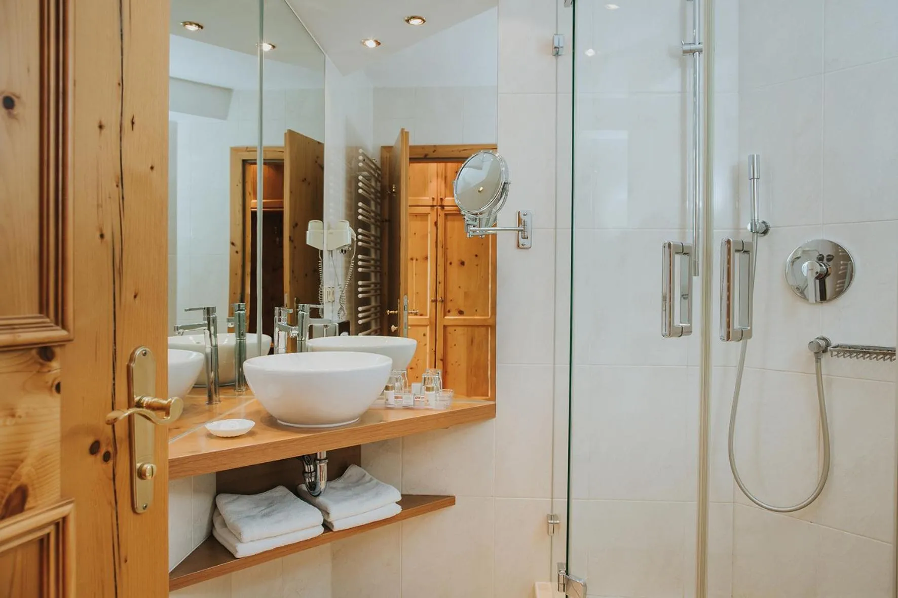 Shower in Ortner's Resort