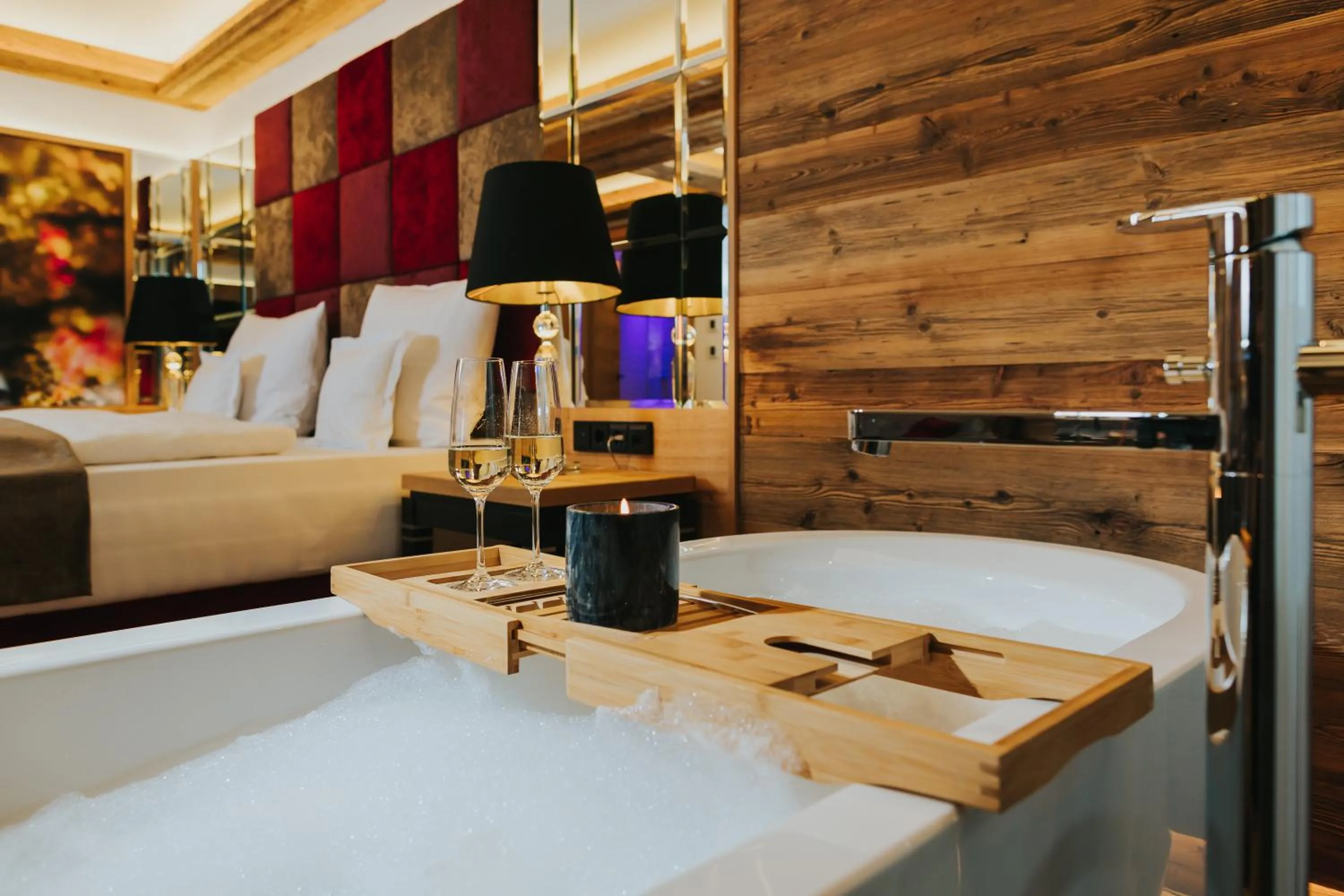 Photo of the whole room, Bed in Ortner's Resort