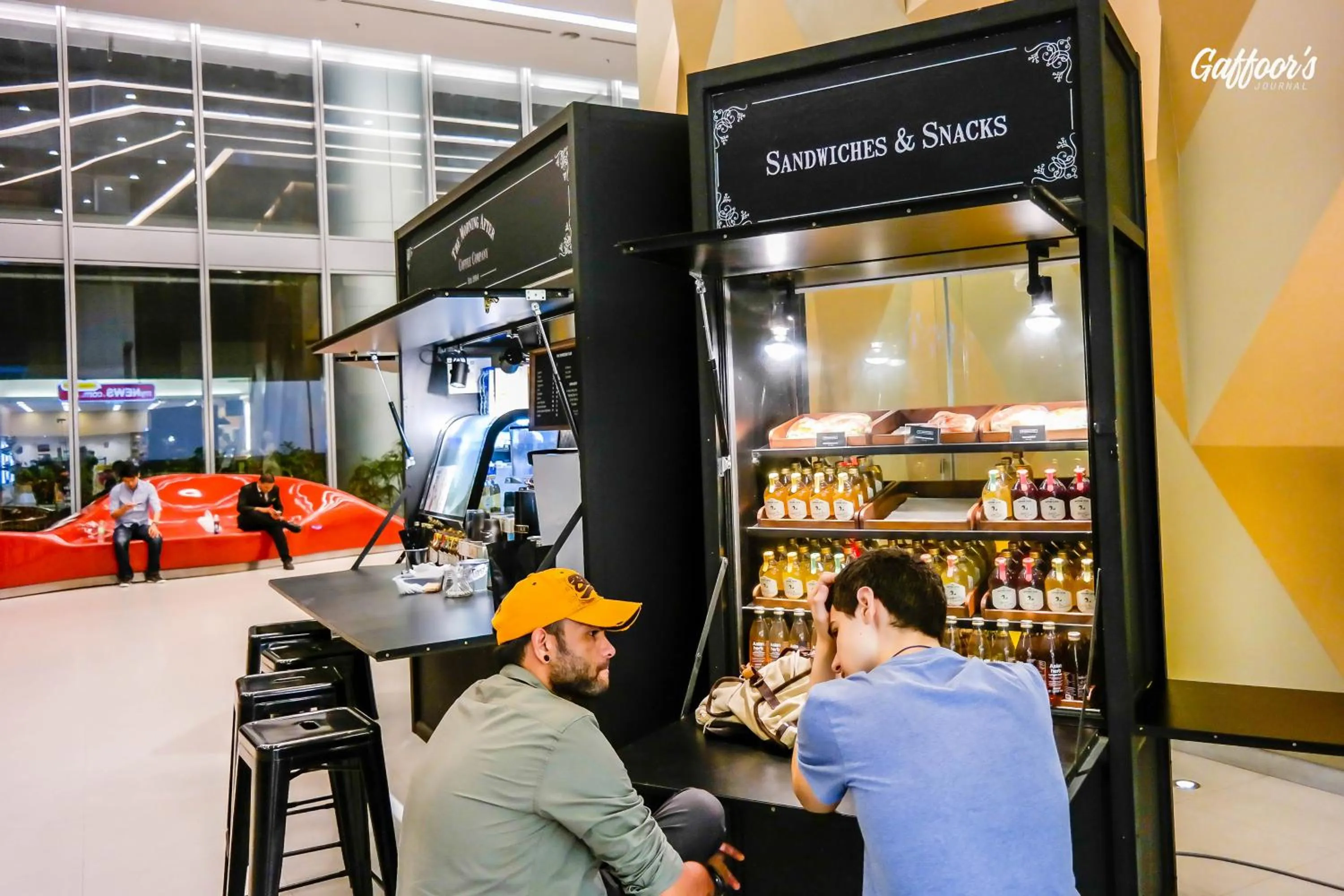 Restaurant/places to eat in Resort Hostel In City