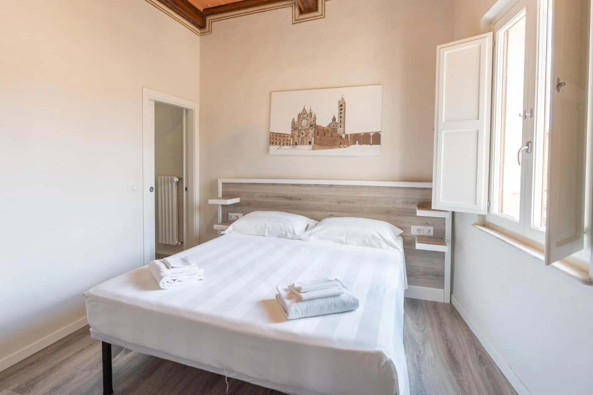 Bed in Albergo Centrale