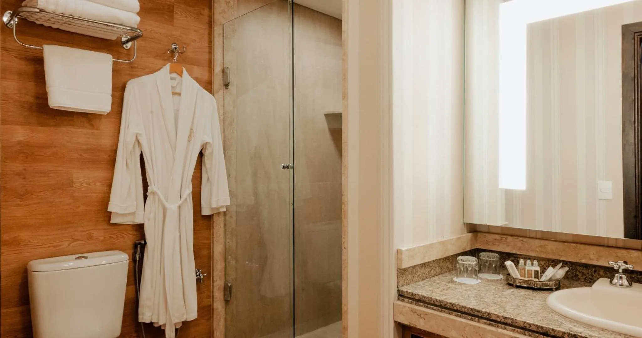 Shower in Casa da Montanha